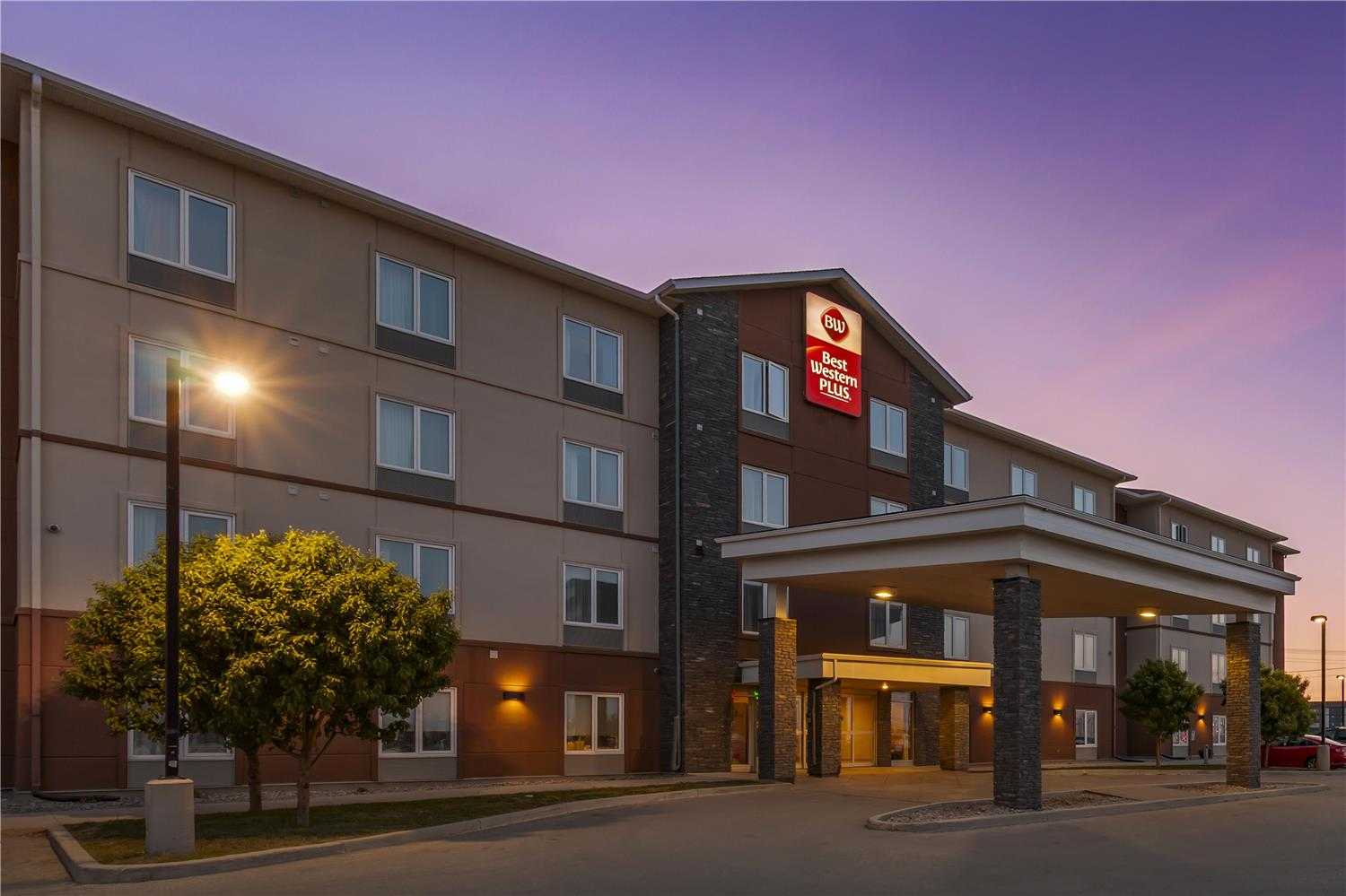 Headingley, MB 的 Best Western Plus Winnipeg West