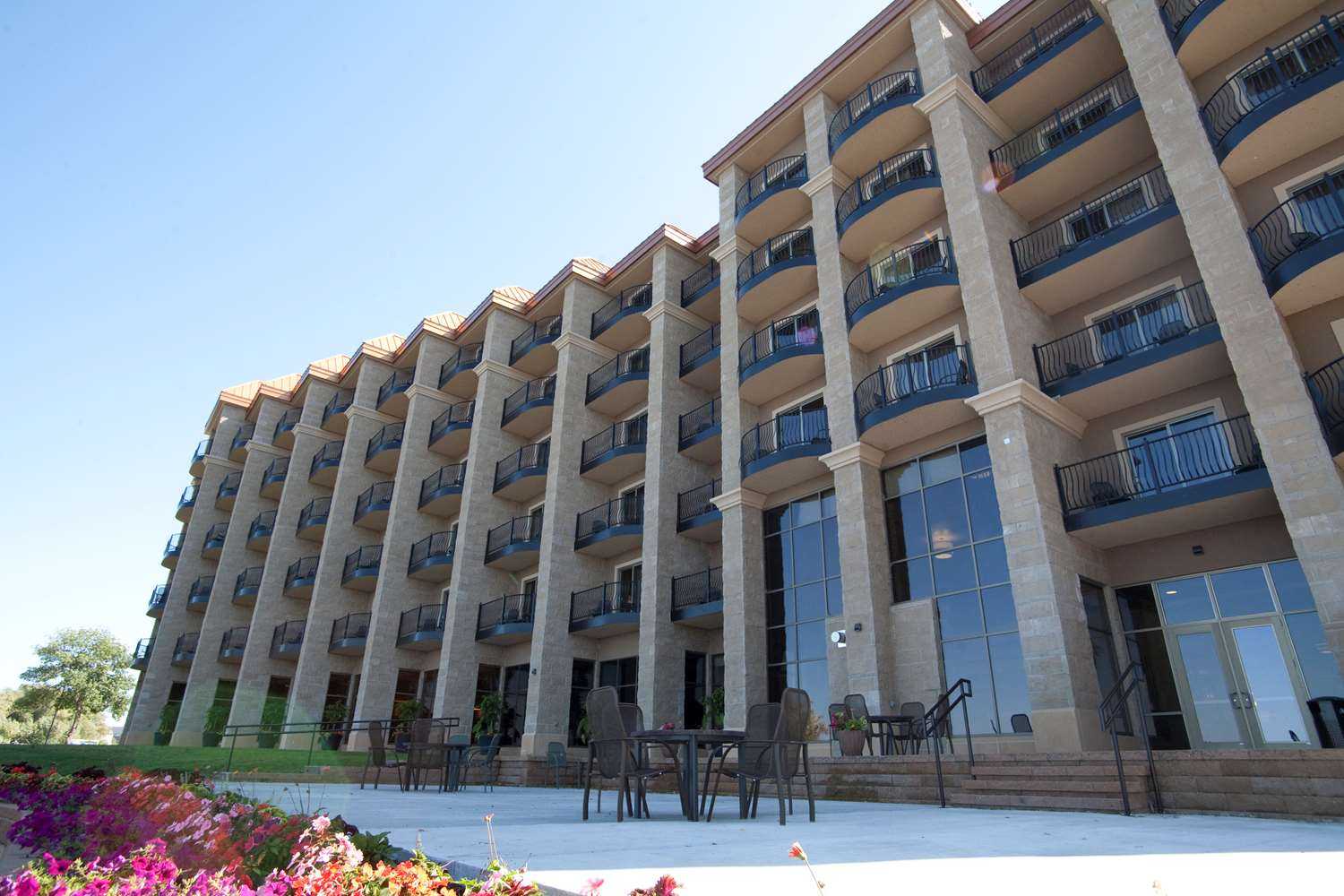 DoubleTree by Hilton Hotel Bemidji a Bemidji, MN