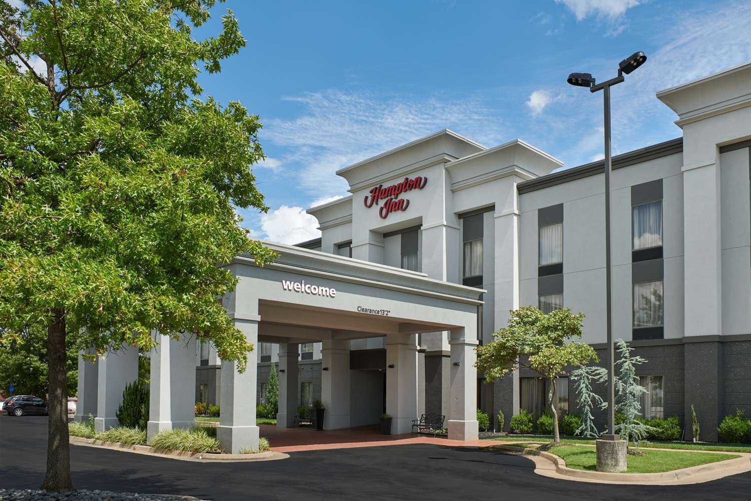 Bartlesville, OK 的 Hampton Inn Bartlesville