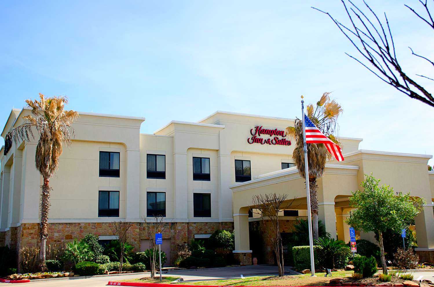 Hampton Inn & Suites College Station/US 6-East Bypass в College Station, TX