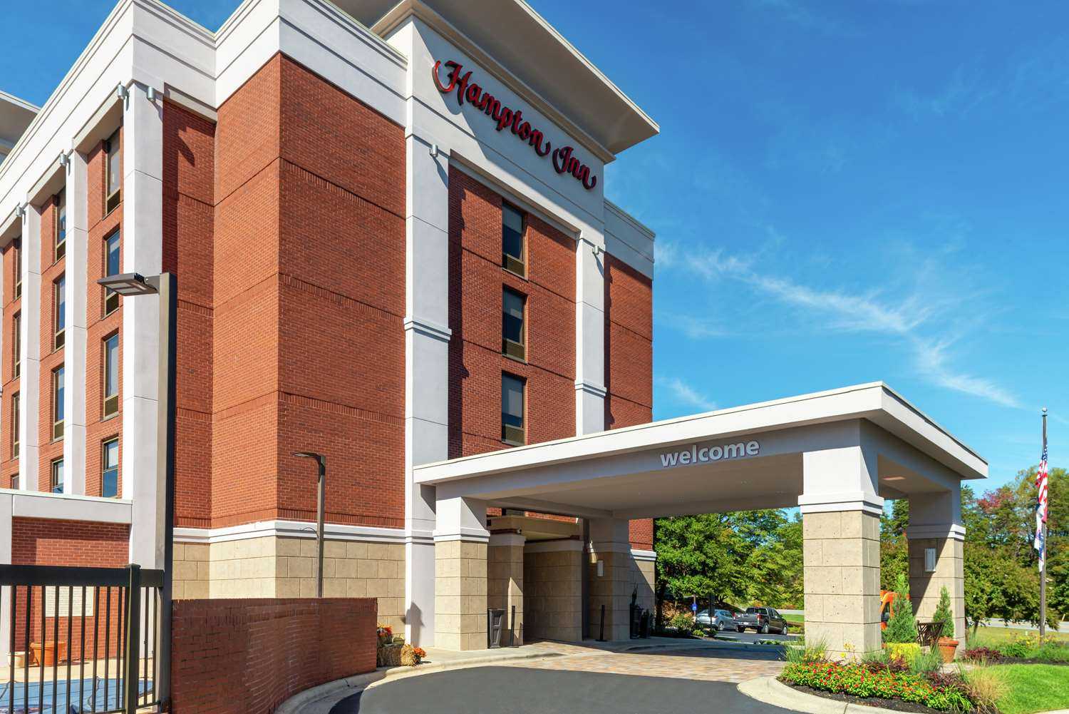 Hampton Inn Greensboro-Airport в Greensboro, NC