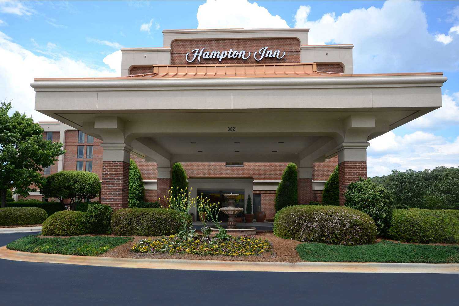 Hampton Inn Raleigh-Capital Blvd. North в Raleigh, NC