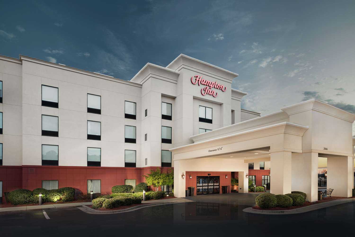 Hampton Inn Wilson Downtown в Wilson, NC