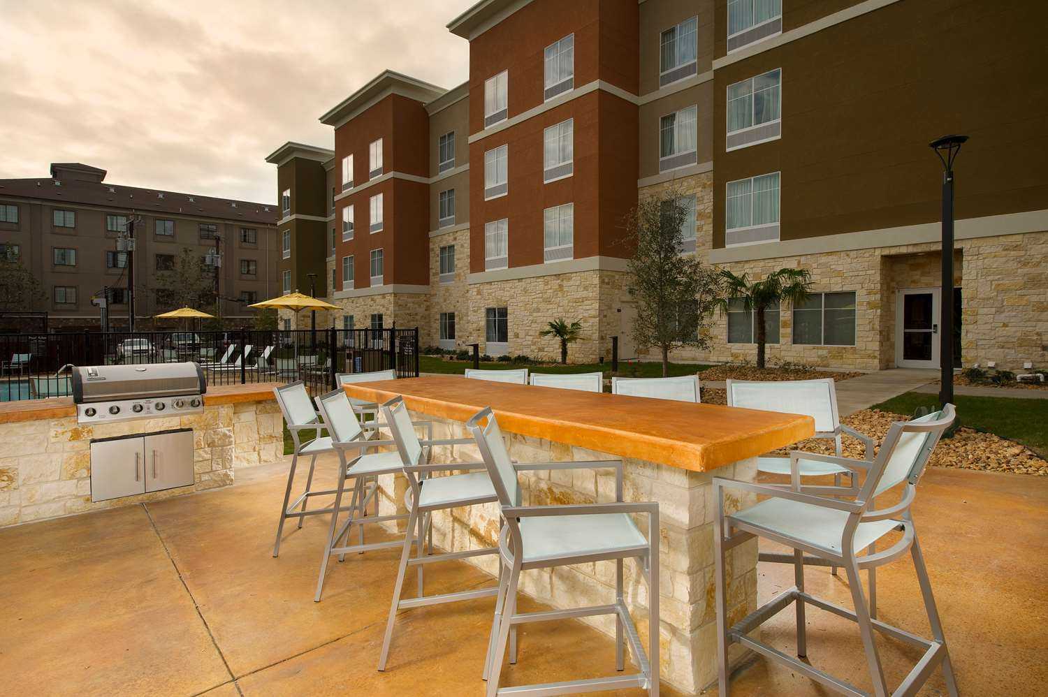 San Antonio, TX의 Homewood Suites by Hilton Lackland AFB/SeaWorld, TX