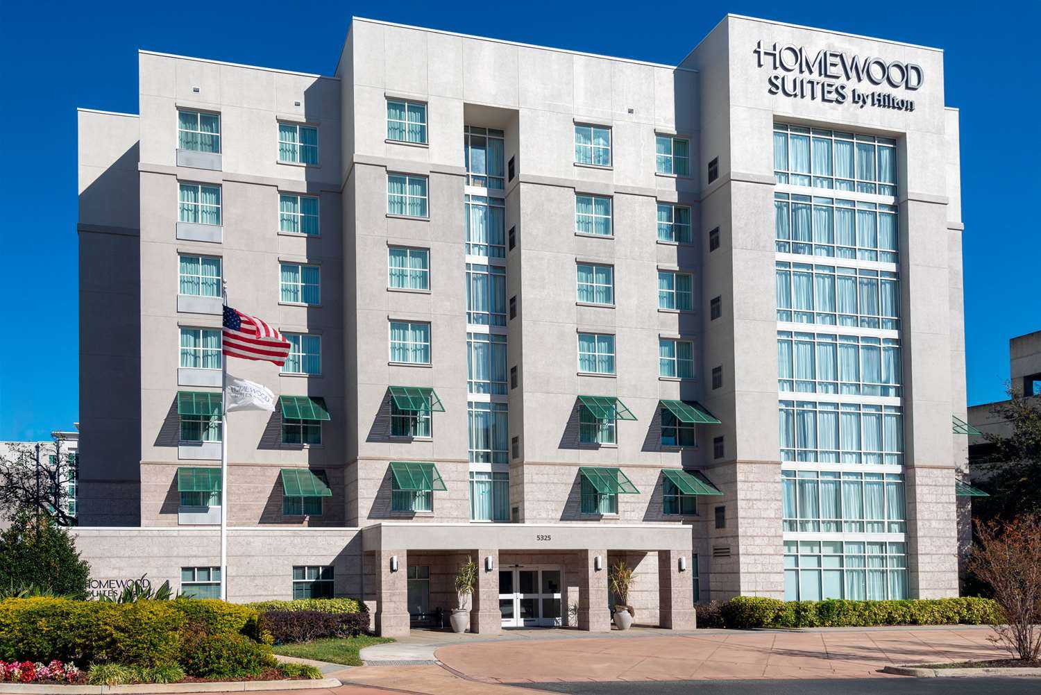 Homewood Suites by Hilton Tampa Airport - Westshore в Tampa, FL