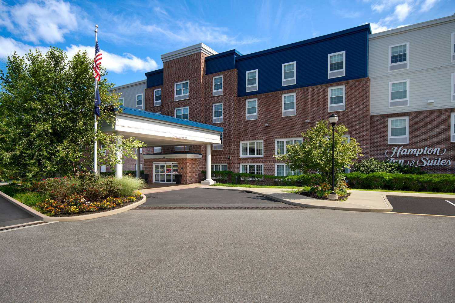 Hampton Inn & Suites Yonkers в Yonkers, NY