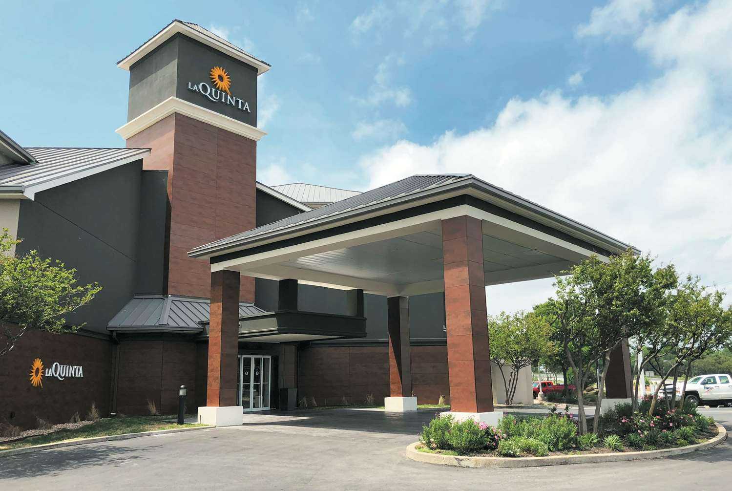 Austin, TX의 La Quinta Inn & Suites by Wyndham Austin Airport
