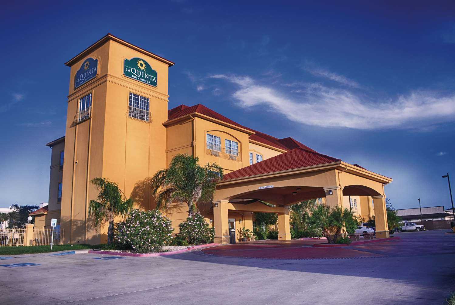 La Quinta Inn & Suites by Wyndham Alice в Alice, TX