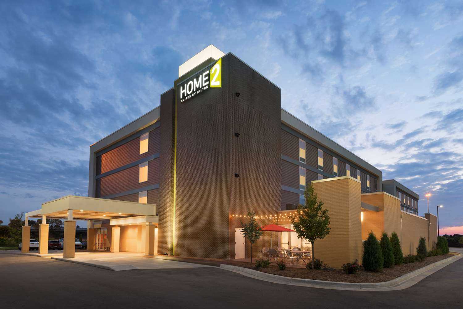 Home2 Suites by Hilton Milwaukee Brookfield a Waukesha, WI