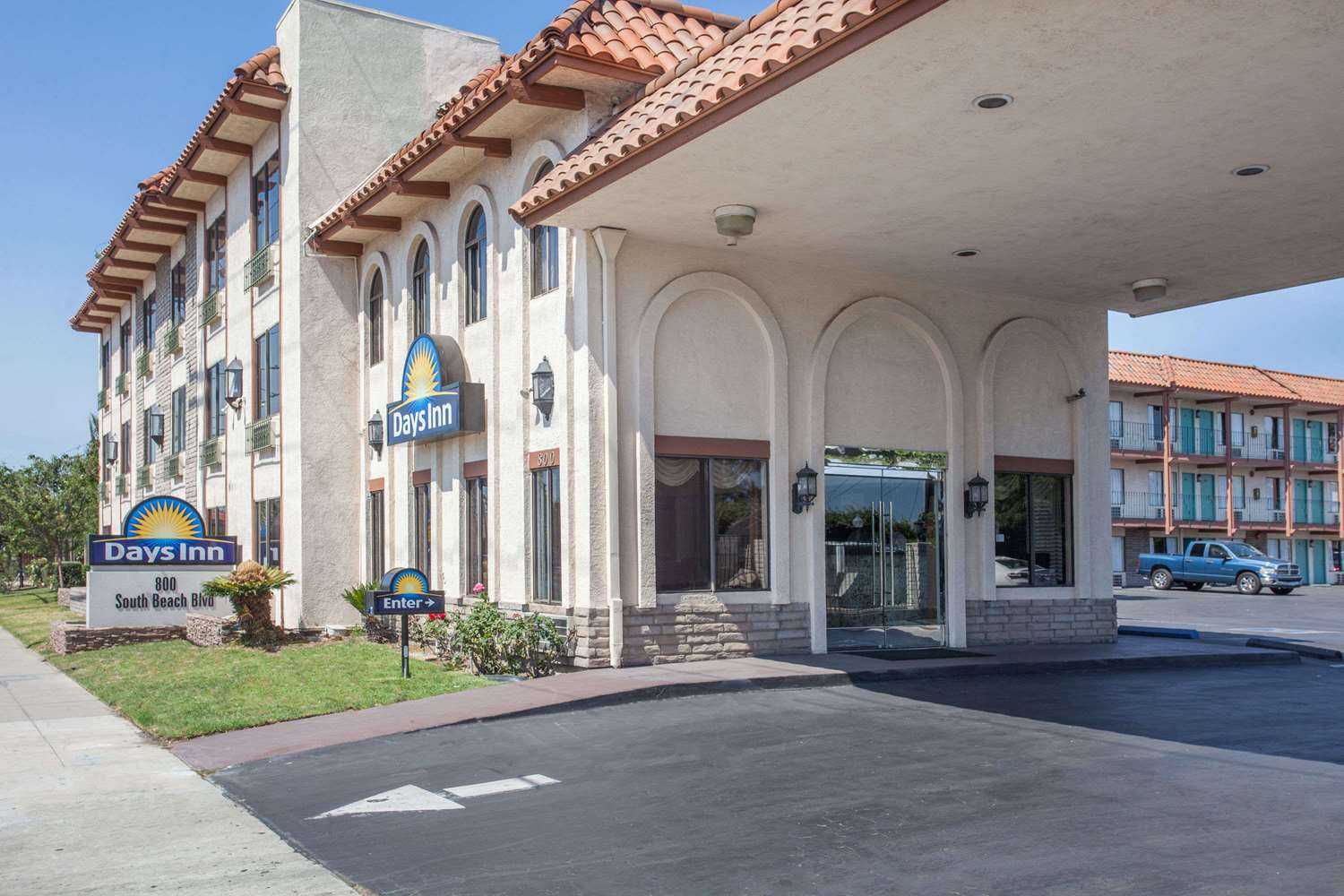 Days Inn by Wyndham Anaheim Near the Park a Anaheim, CA