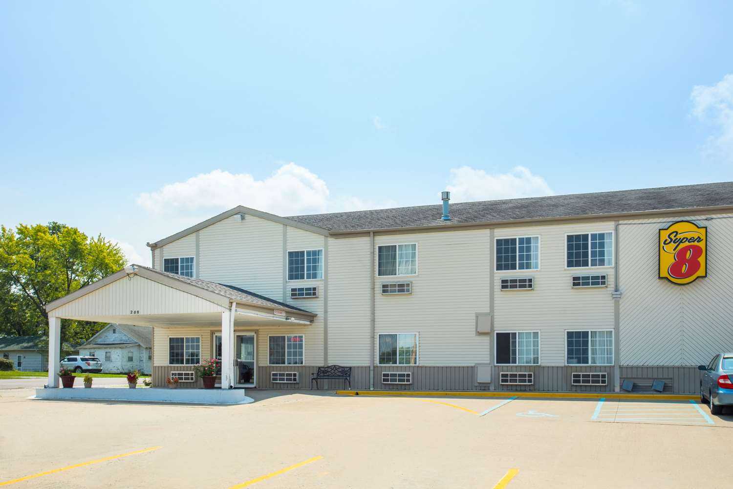 Sweet Springs, MOにおけるSuper 8 by Wyndham Sweet Springs 