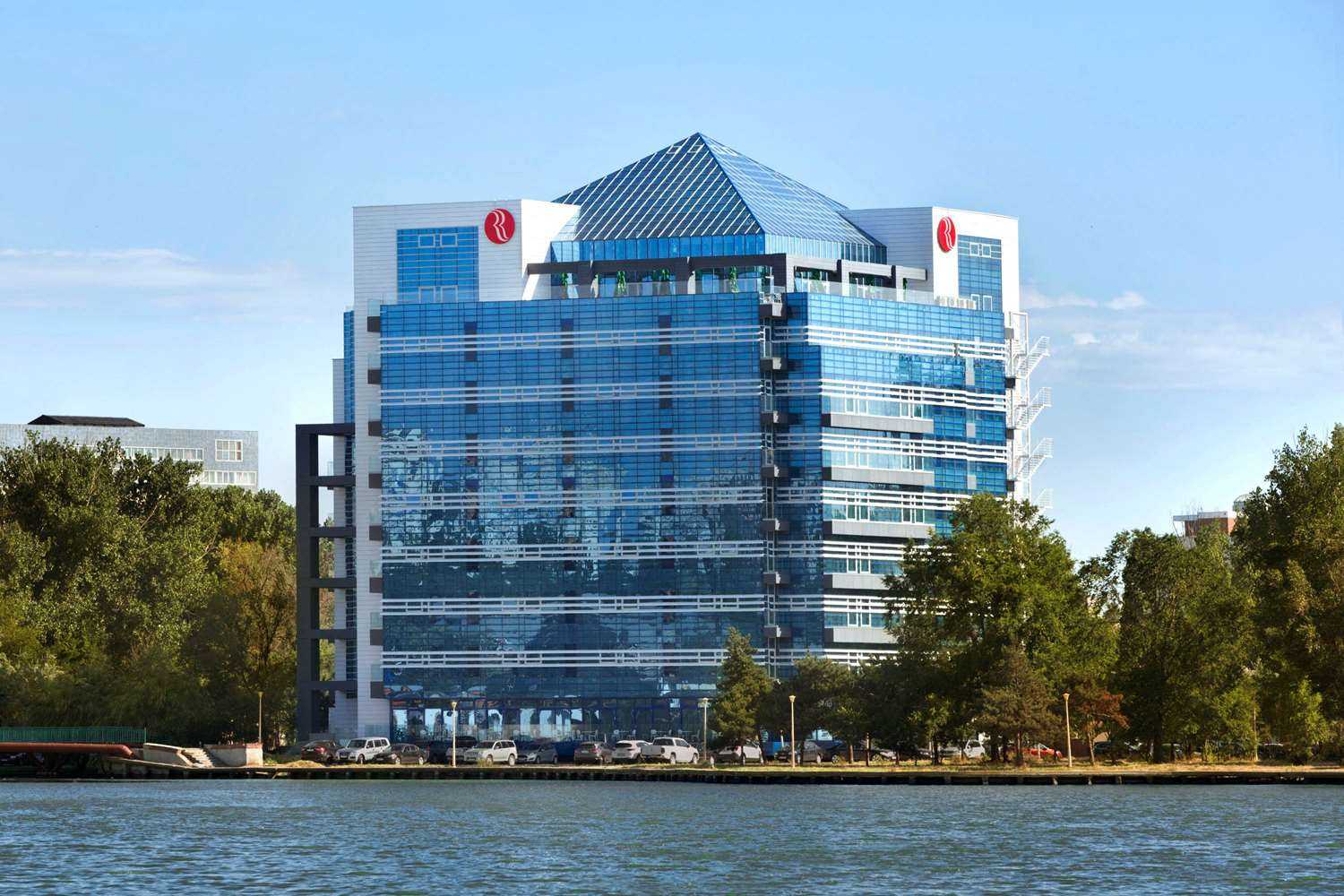 Ramada by Wyndham Constanta в Constanta, RO