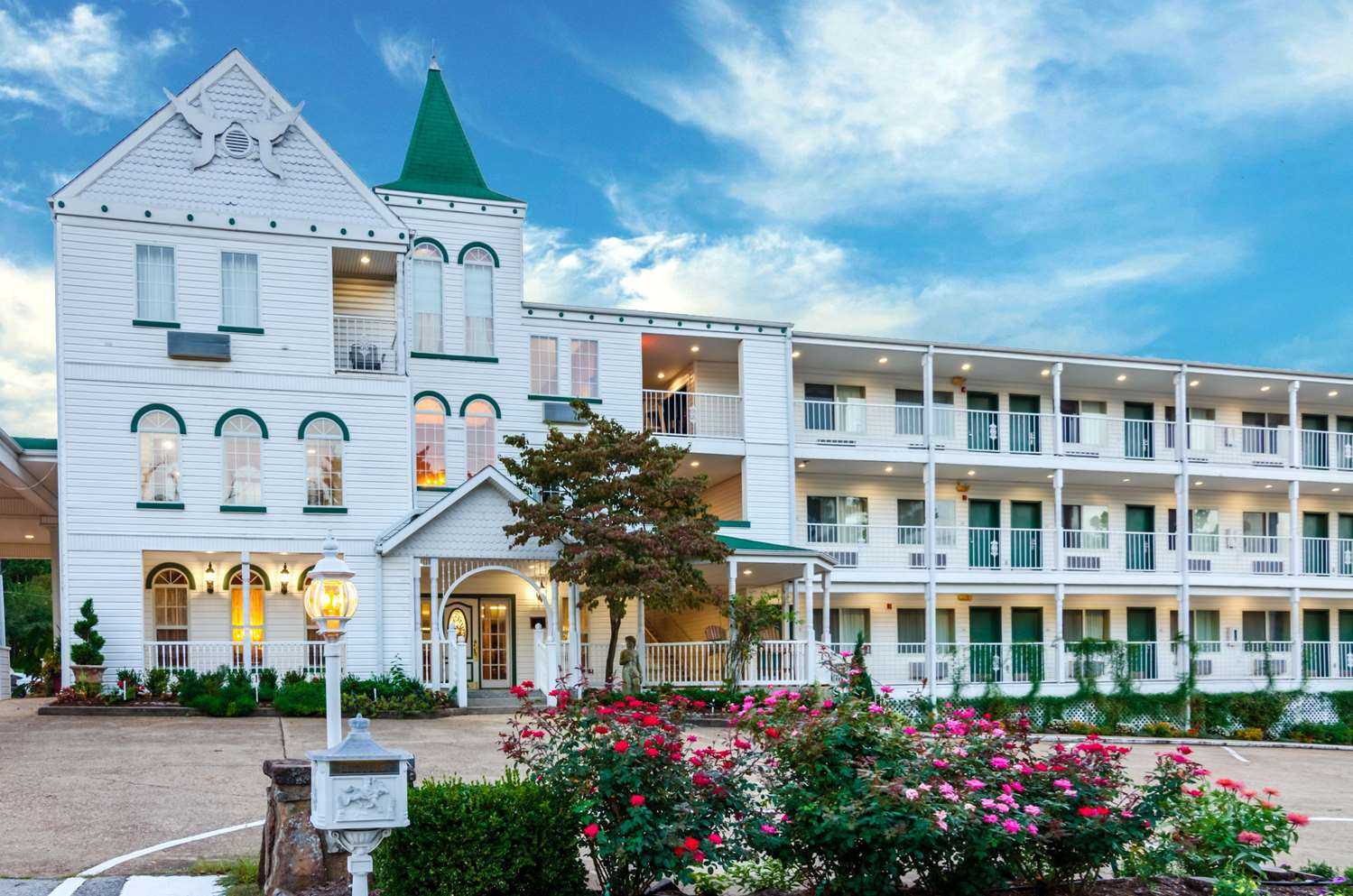 Quality Inn Eureka Springs in Arcata Springs, AR