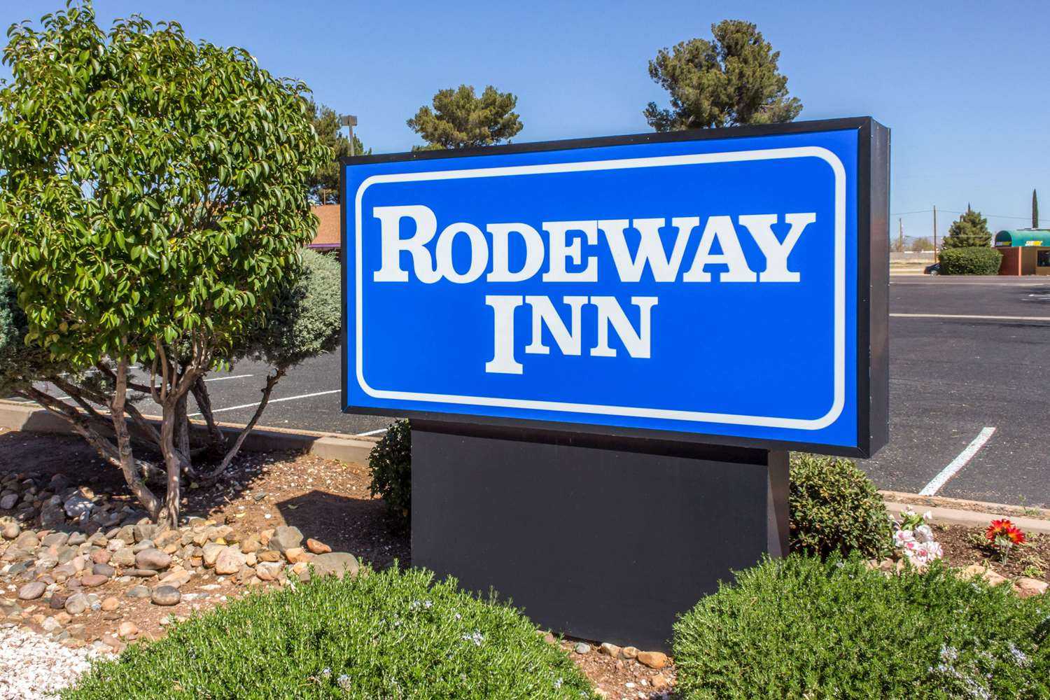 Rodeway Inn near Ft Huachuca в Sierra Vista, AZ
