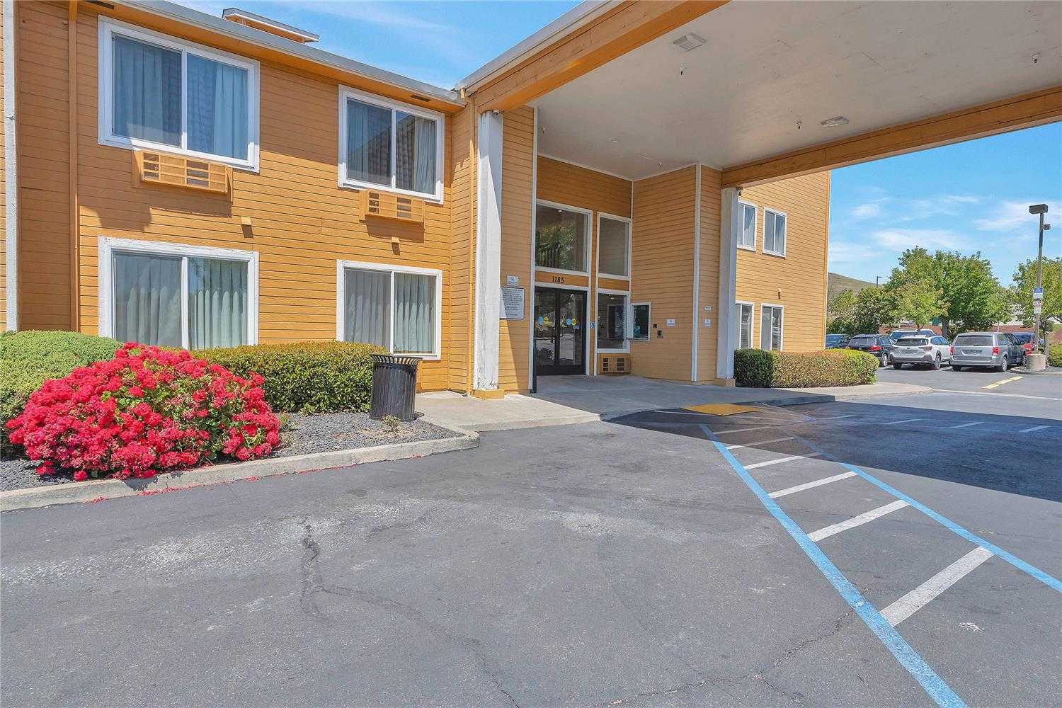 Vallejo, CA 的 Quality Inn near Six Flags Discovery Kingdom-Napa