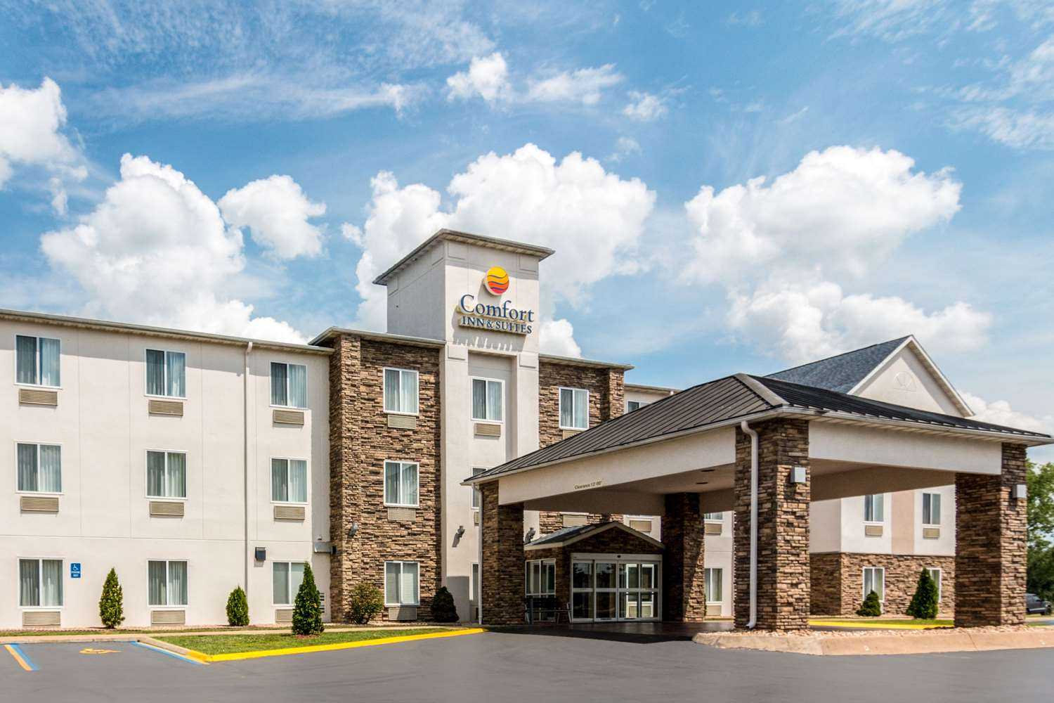 Comfort Inn and Suites - Hannibal en Aníbal, MO