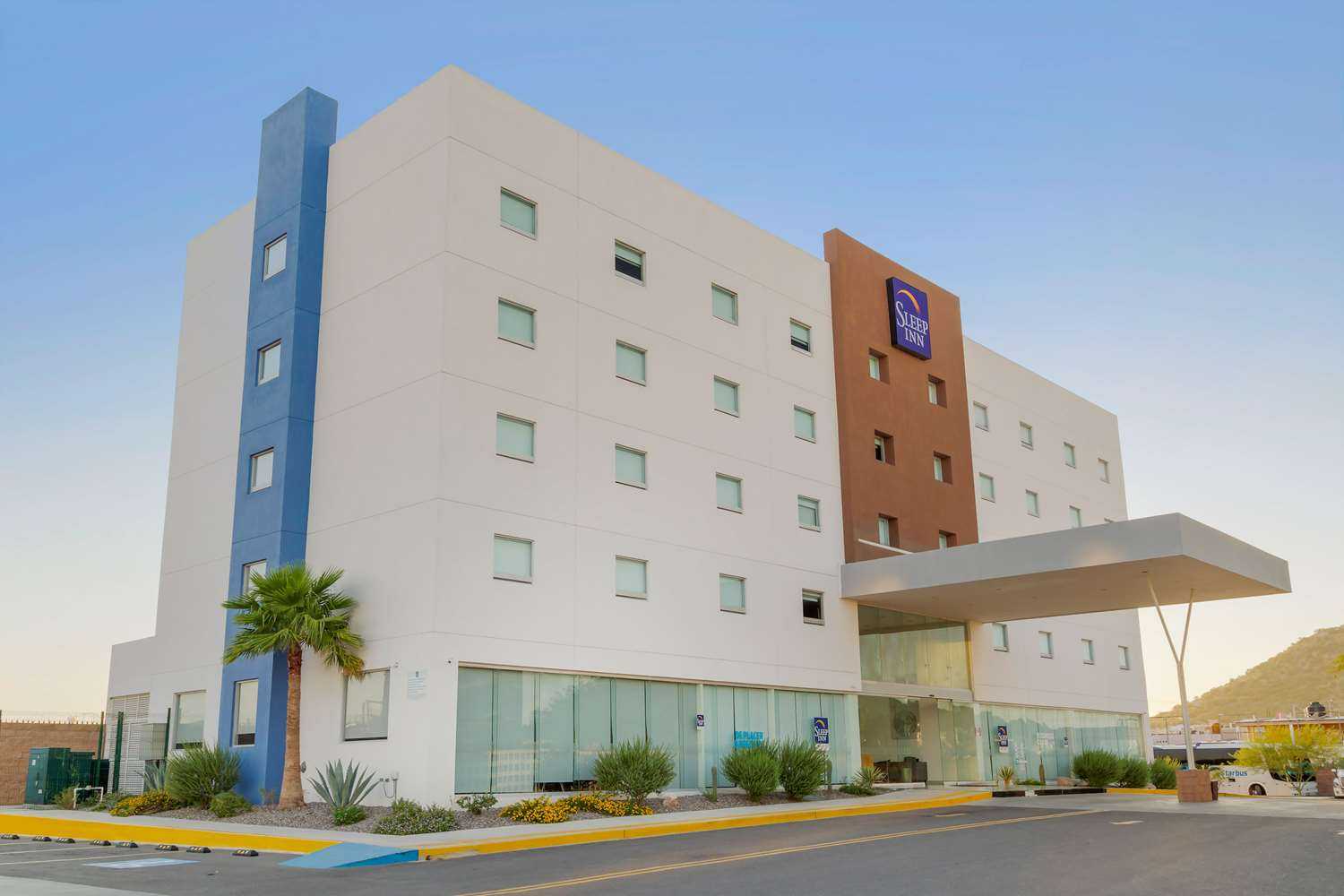Sleep Inn Hermosillo в Hermosillo, MX