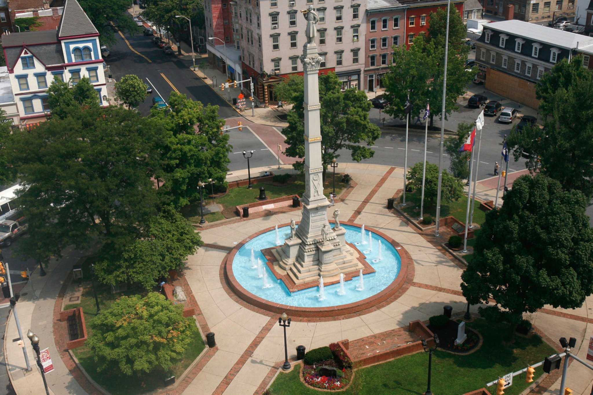 Holiday Inn Express & Suites Easton in Easton, PA