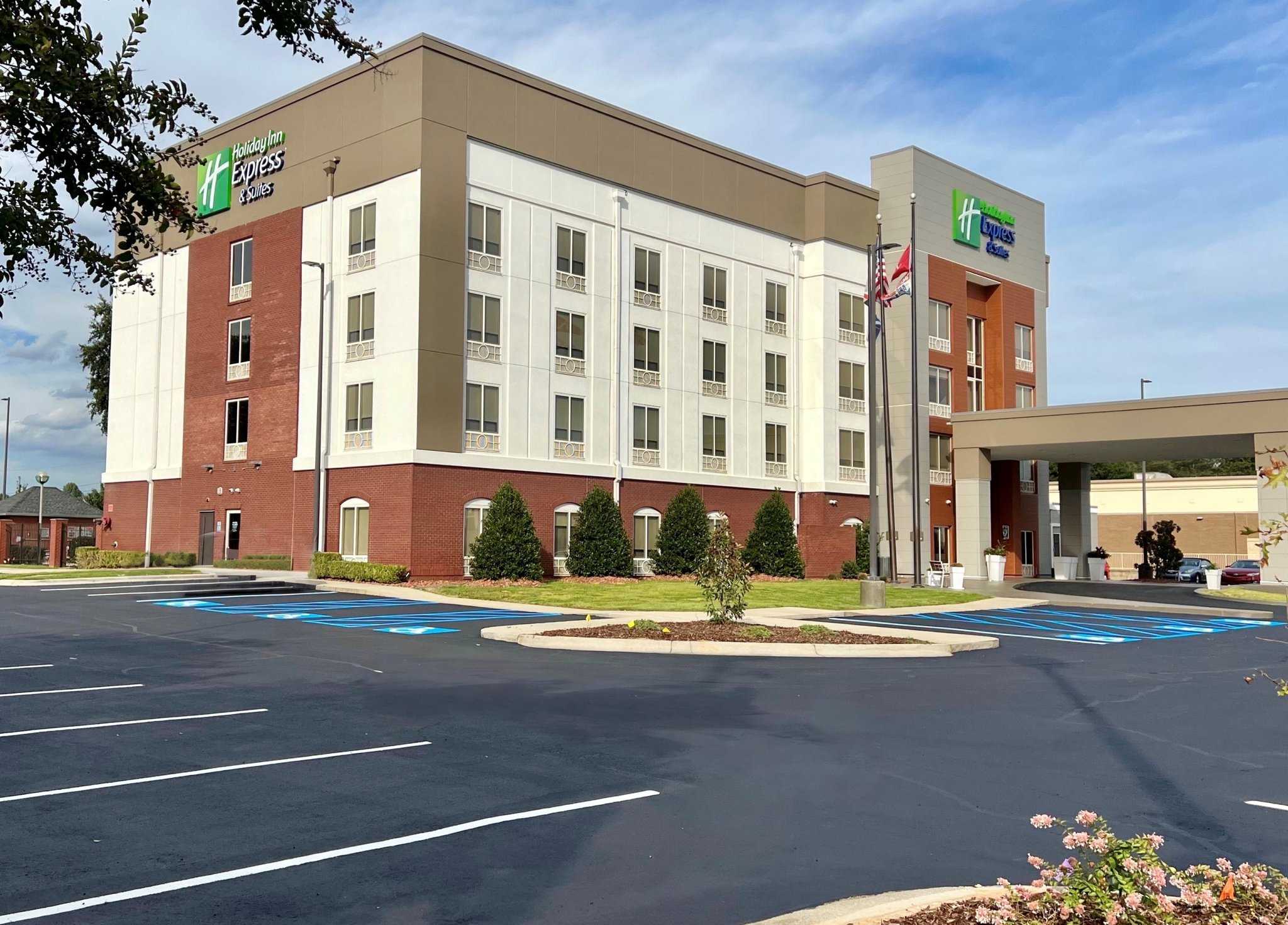 タスカルーサ, ALにおけるHoliday Inn Express Hotel & Suites Tuscaloosa-University 
