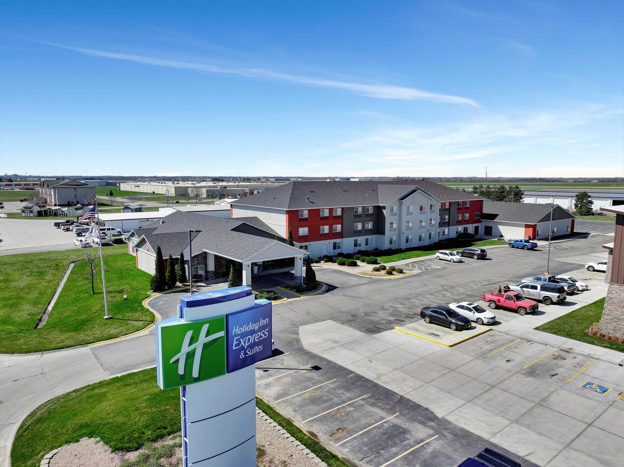 Holiday Inn Express Hotel & Suites Beatrice in Beatrice, NE