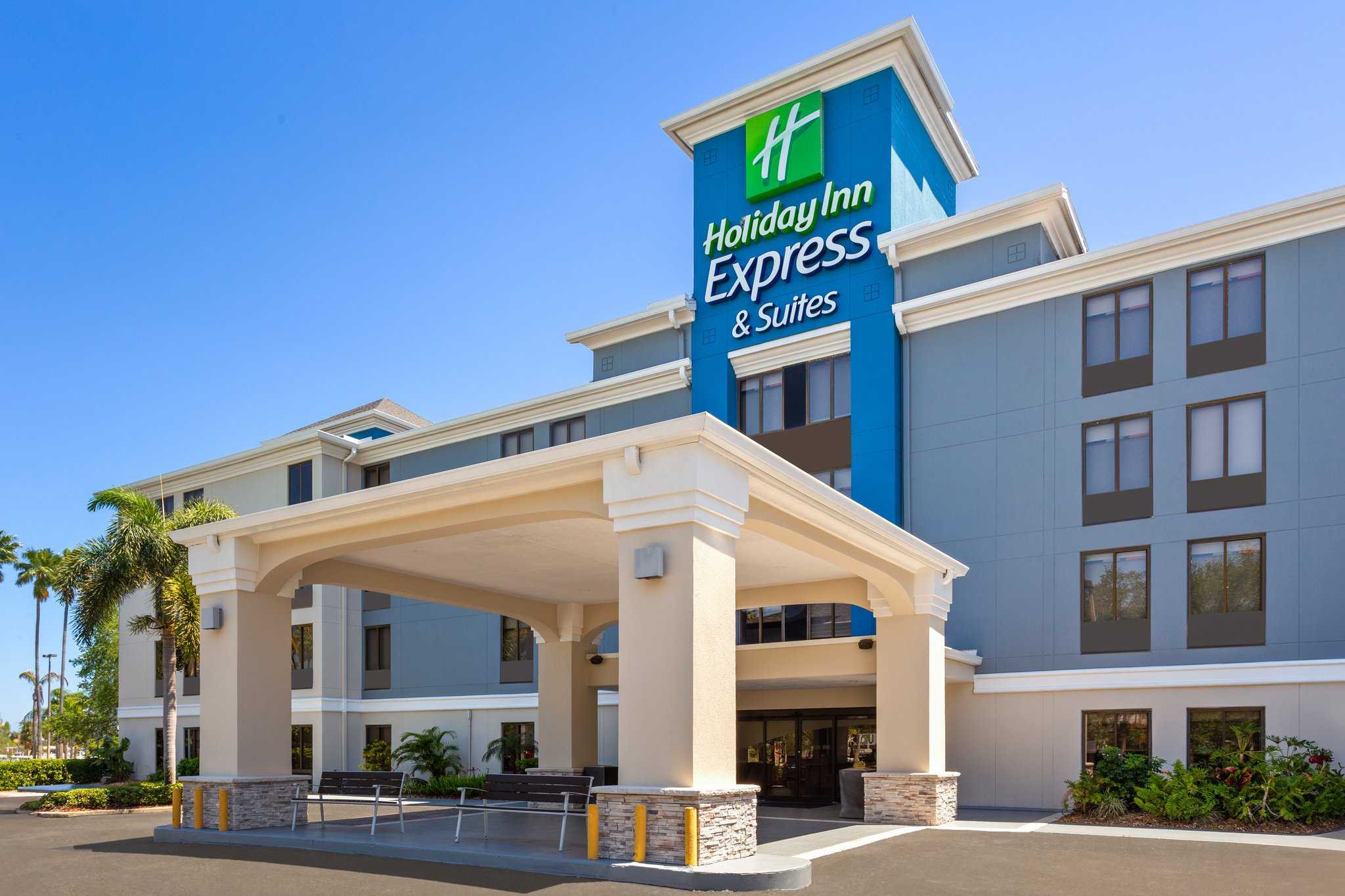 Holiday Inn Express & Suites Tampa/Rocky Point Island a Tampa, FL