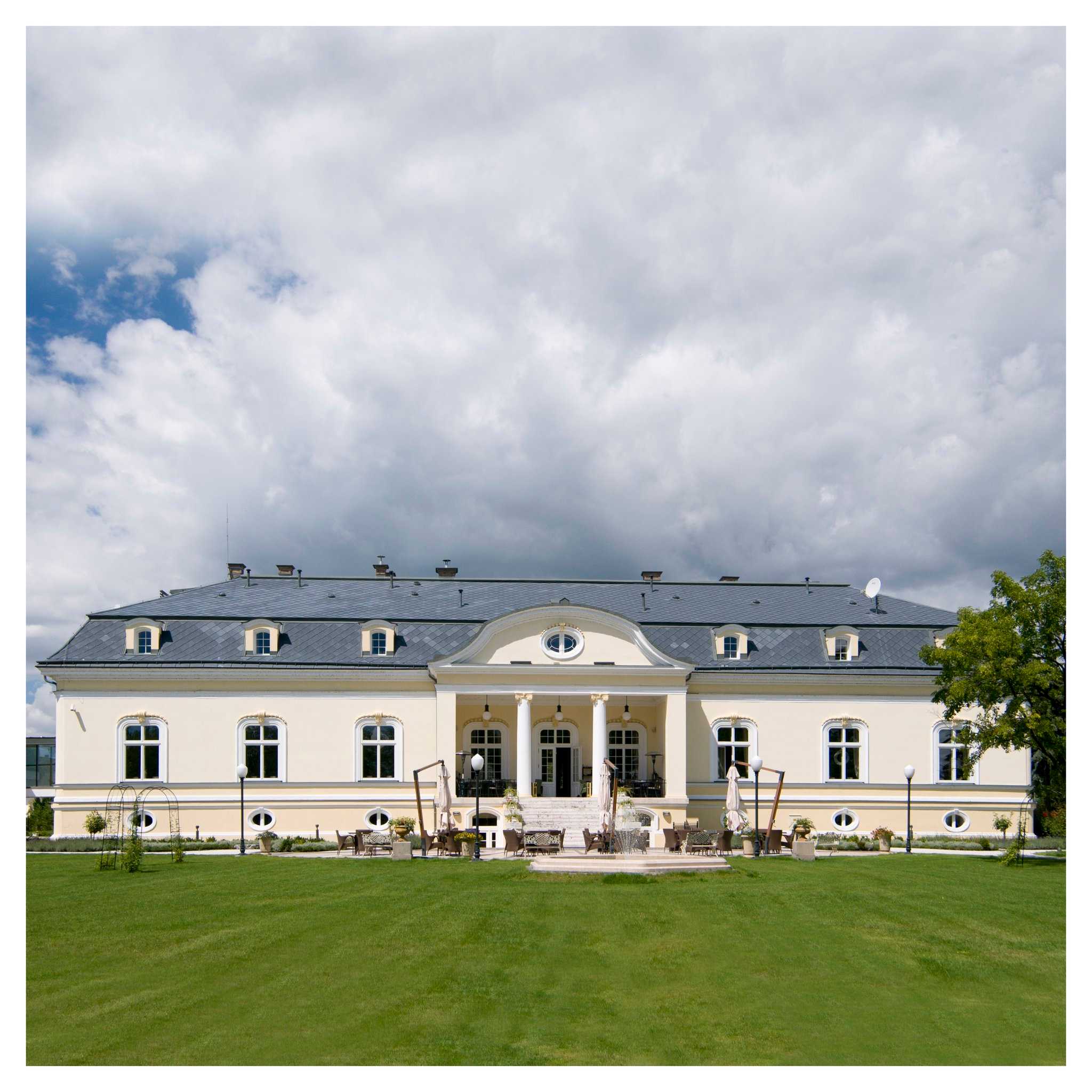 Bratislava, SK 的 Hotel Amade Chateau