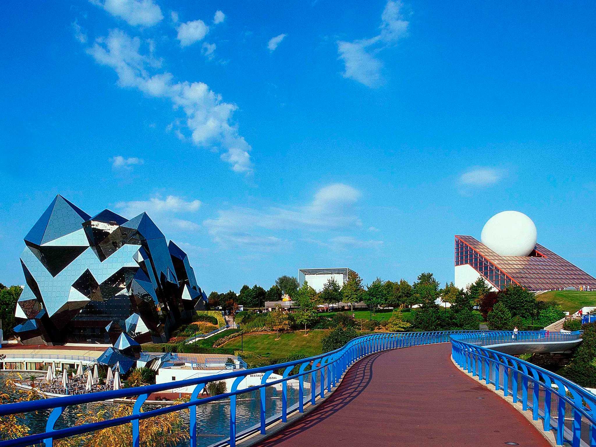 Adagio Access Poitiers Hotel в Poitiers, FR