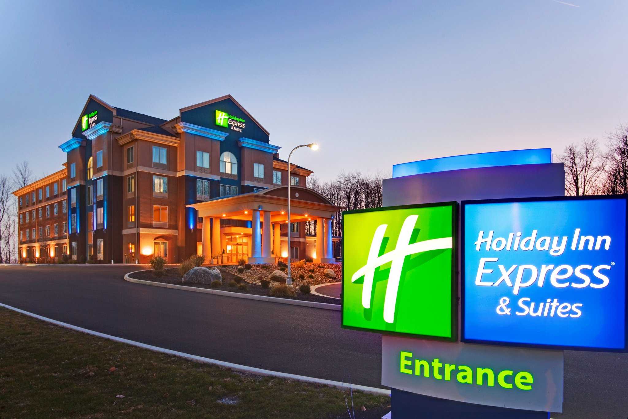 Holiday Inn Express Hotel & Suites Hamburg в Гамбург, NY