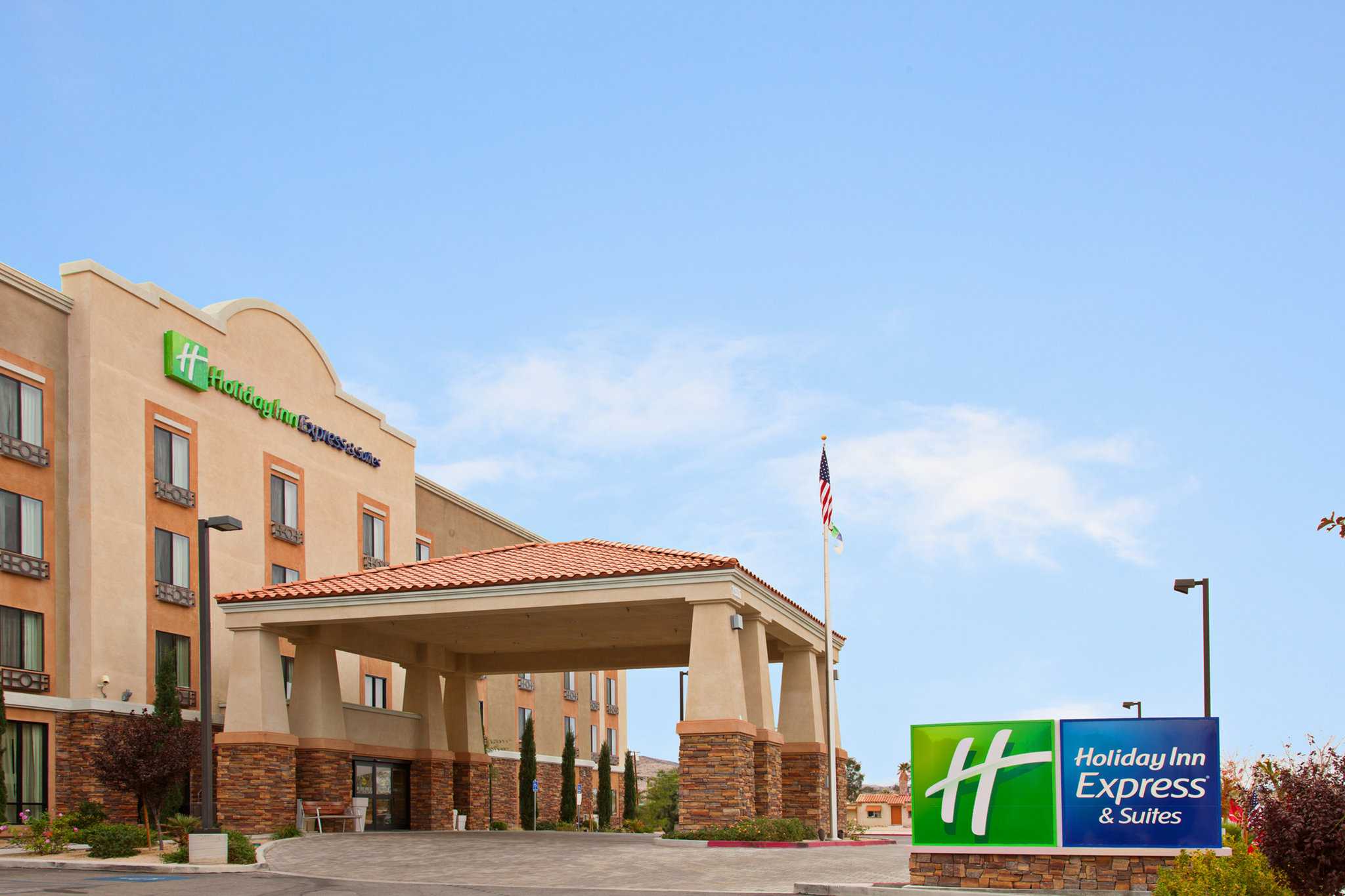 Holiday Inn Express Hotel & Suites - Twentynine Palms/Joshua Tree in ทเวนทิไนน์ปาล์ม, CA