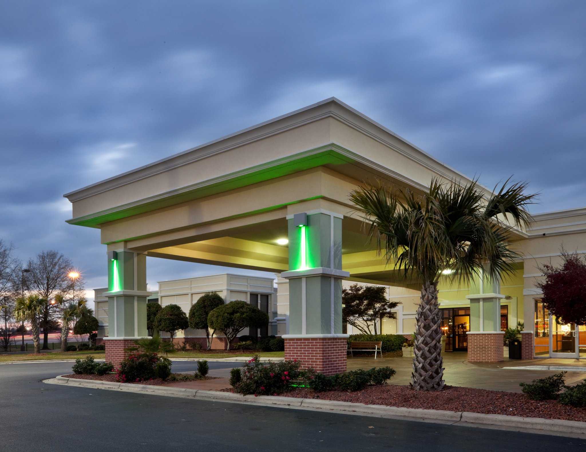 Holiday Inn Lumberton North - I-95 in ลัมเบอร์ตัน, NC