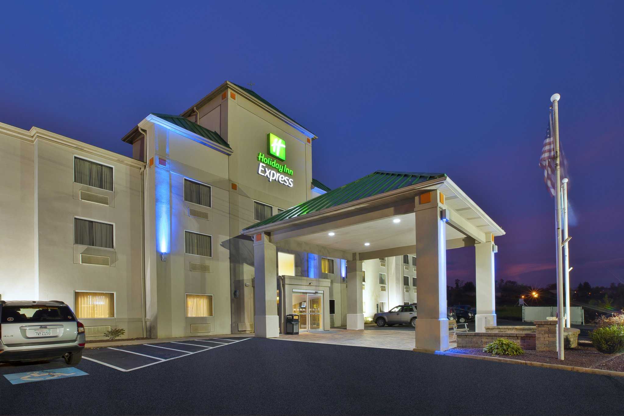 Holiday Inn Express Hotel Irwin a Irwin, PA