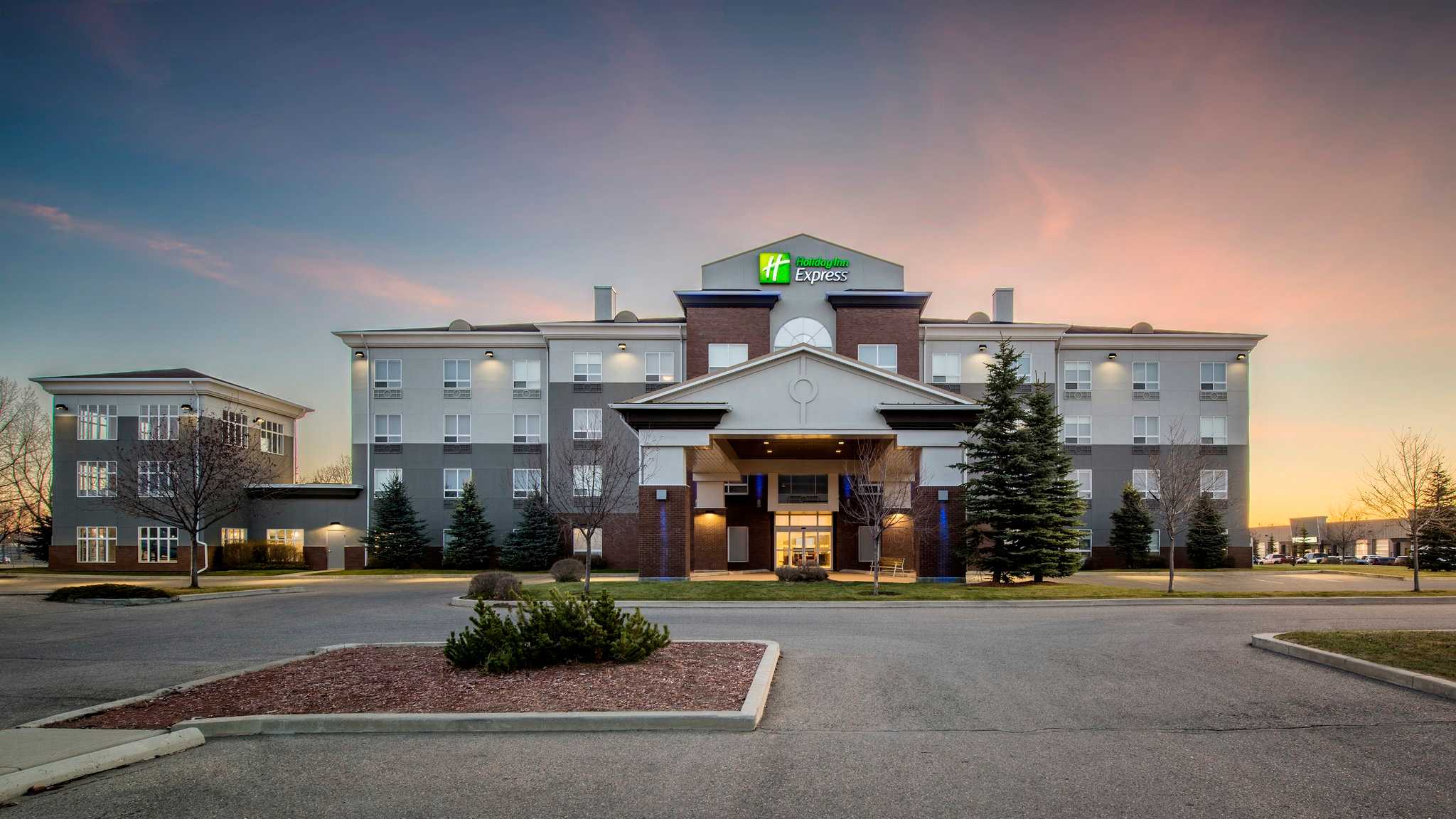 艾爾德里, AB 的 Holiday Inn Express Hotel & Suites Airdrie-Calgary North