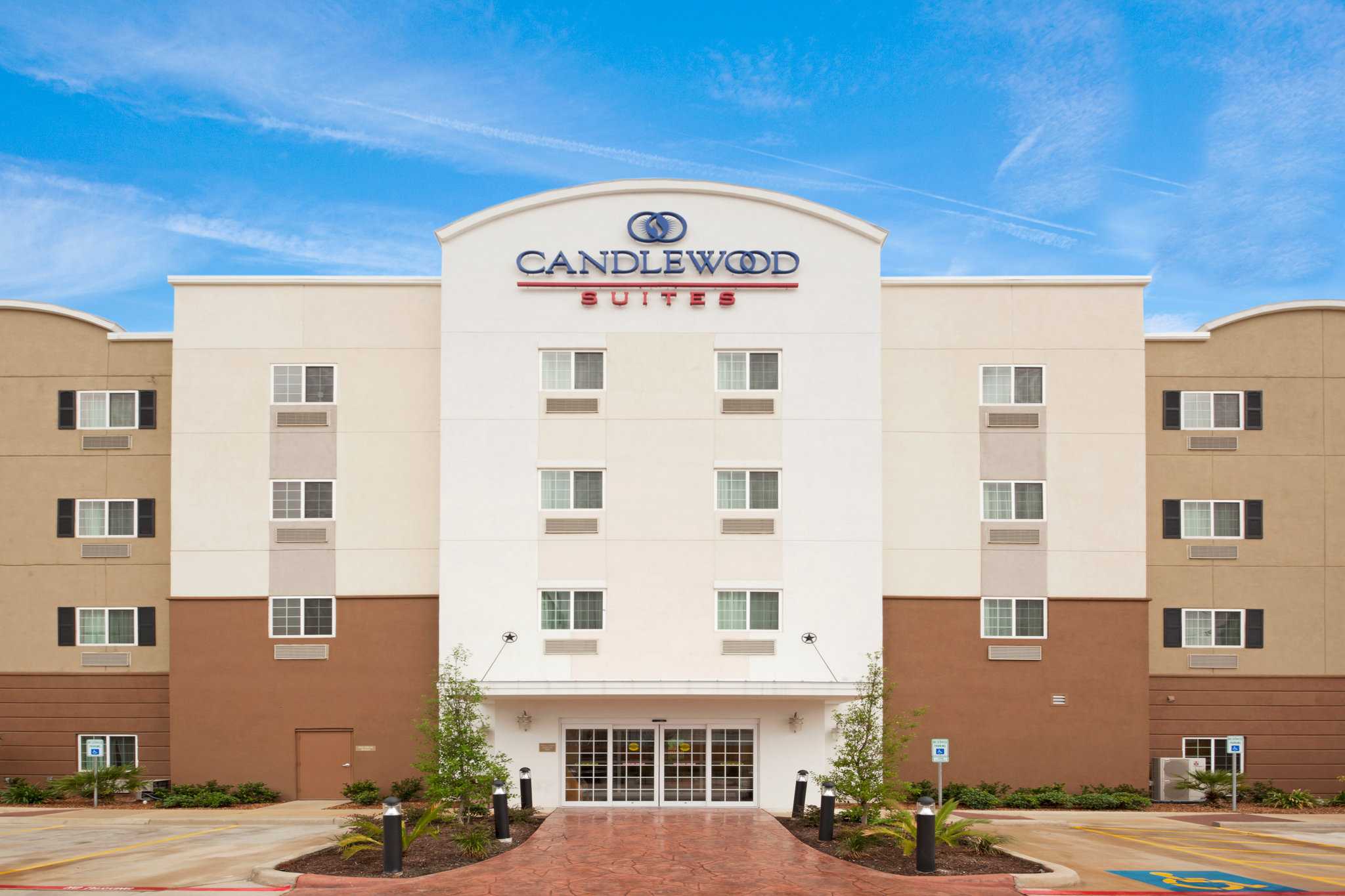 Candlewood Suites San Antonio Downtown в Сан-Антонио, TX