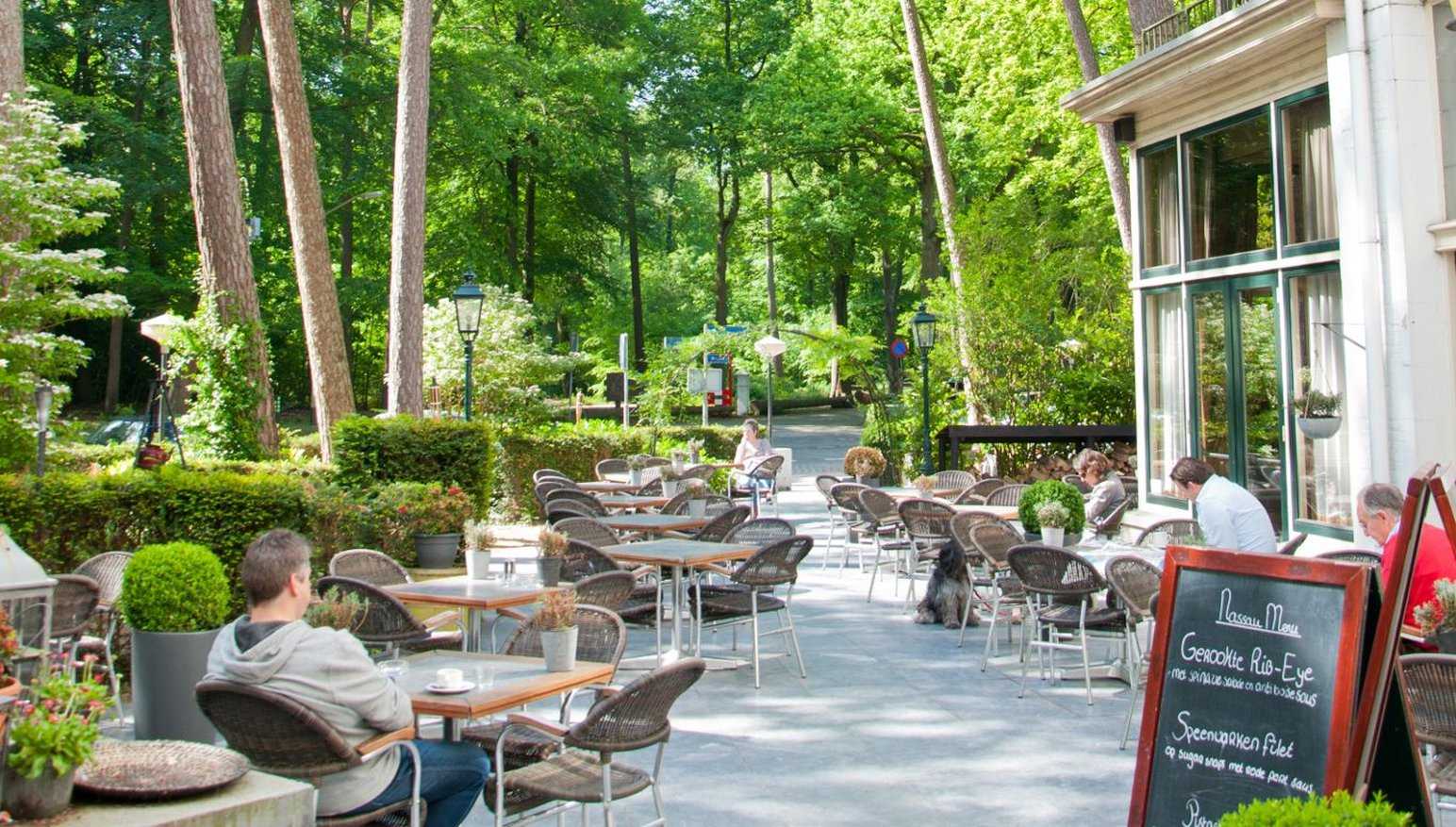 Breda, NL 的 Hotel Mastbosch Breda