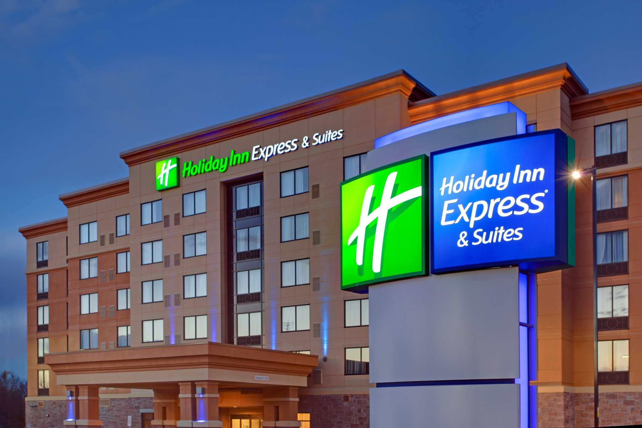 Holiday Inn Express & Suites Ottawa West - Nepean, Ottawa, ON