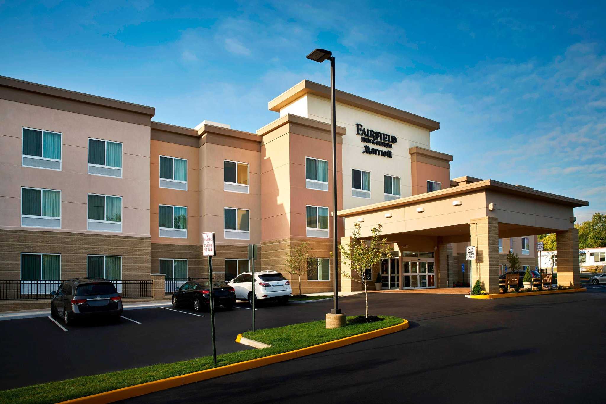 Fairfield by Marriott Inn & Suites Alexandria в Alexandria, VA