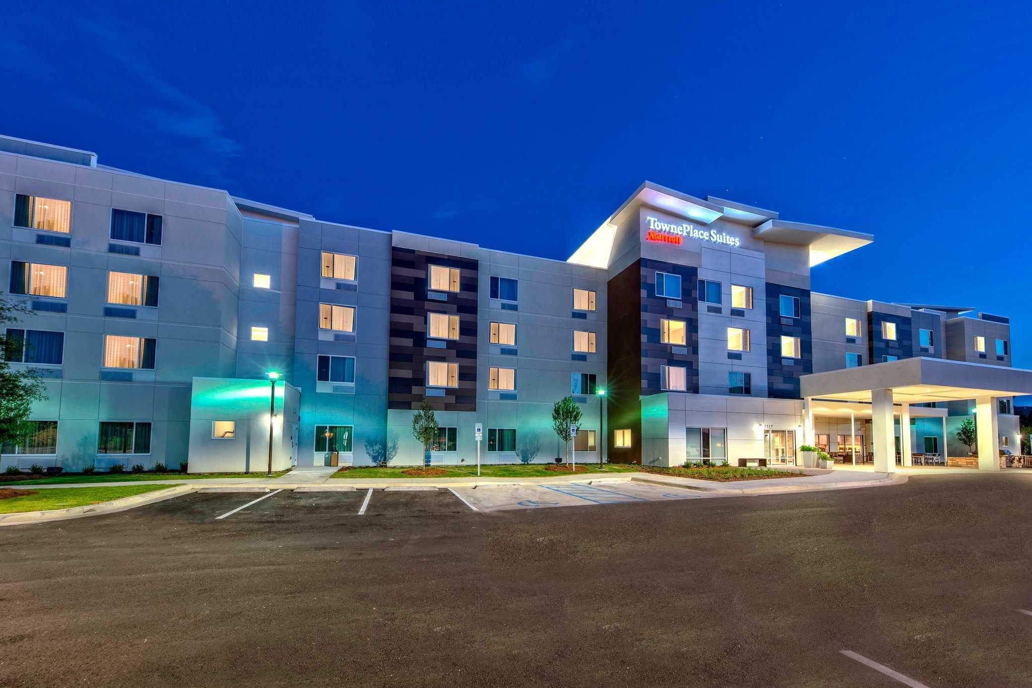 Auburn, AL 的 TownePlace Suites by Marriott Auburn University Area
