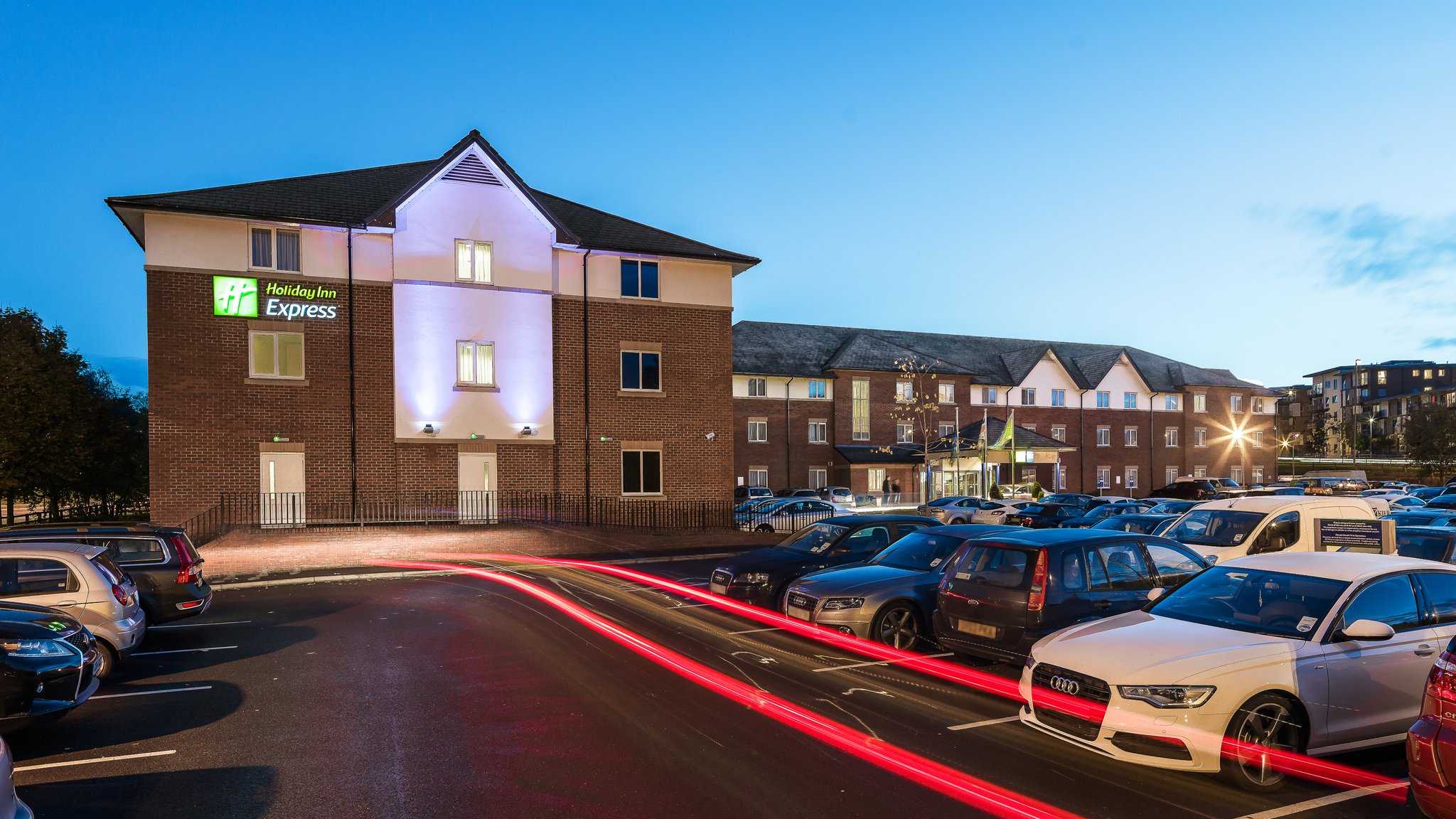 Holiday Inn Express London Gatwick - Crawley in ครอว์ลีย์, GB1