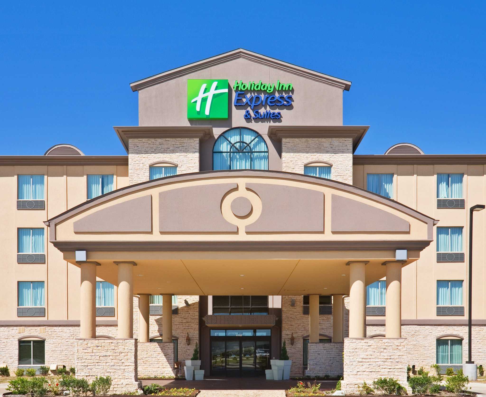 Holiday Inn Express Hotel & Suites Dallas East a Dallas, TX