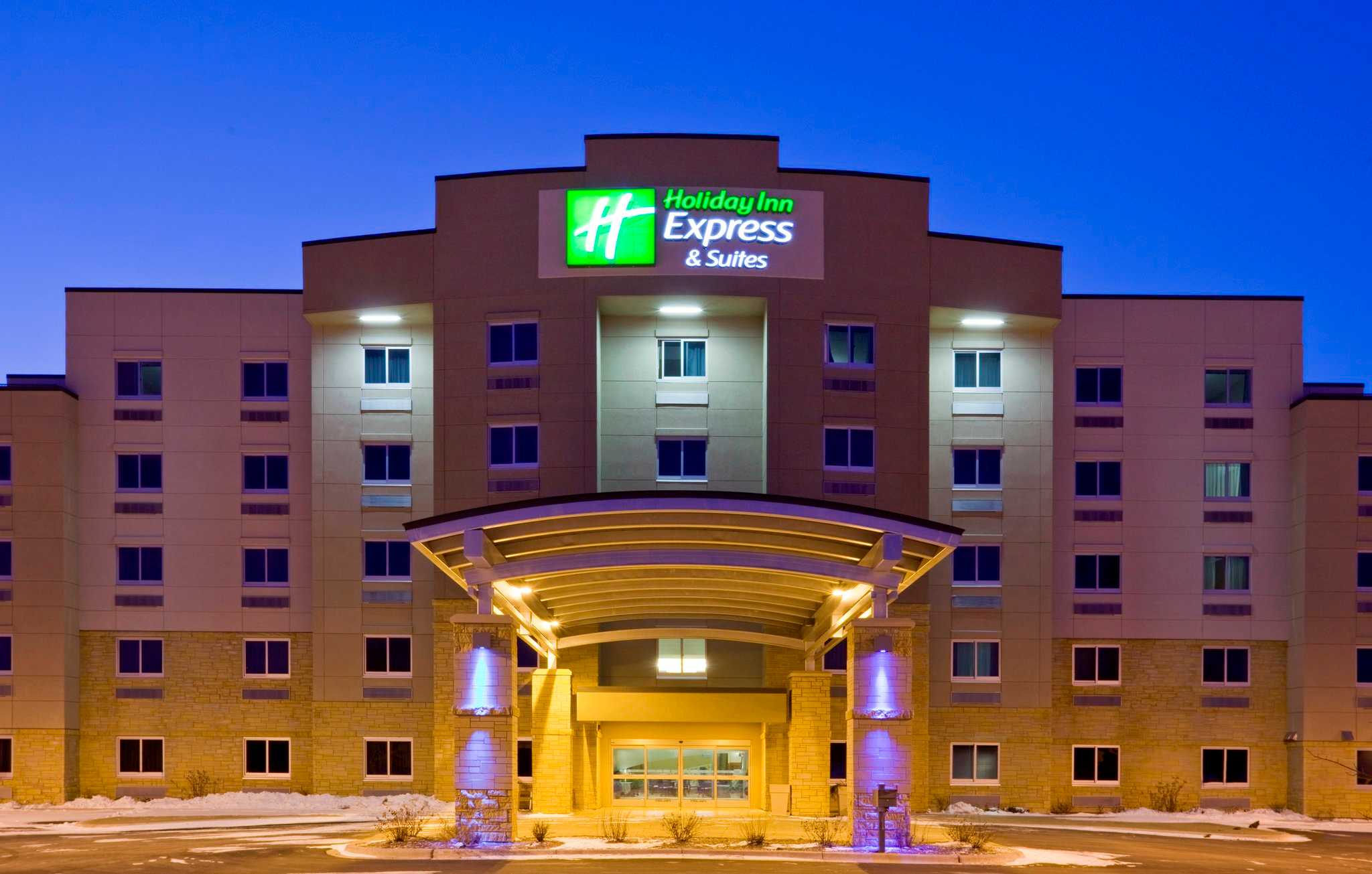 맨케이토, MN의 Holiday Inn Express Hotel & Suites Mankato East