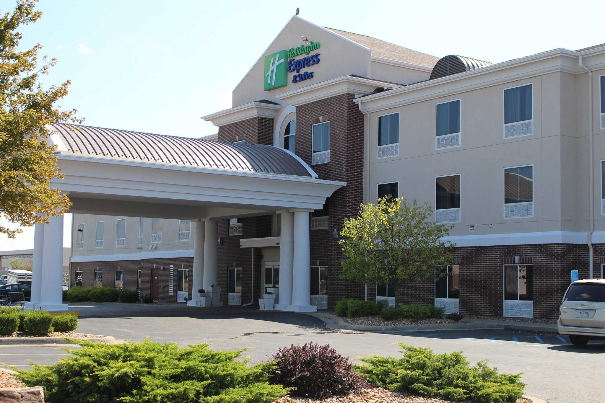 Holiday Inn Express Hotel & Suites Sedalia a Sedalia, MO