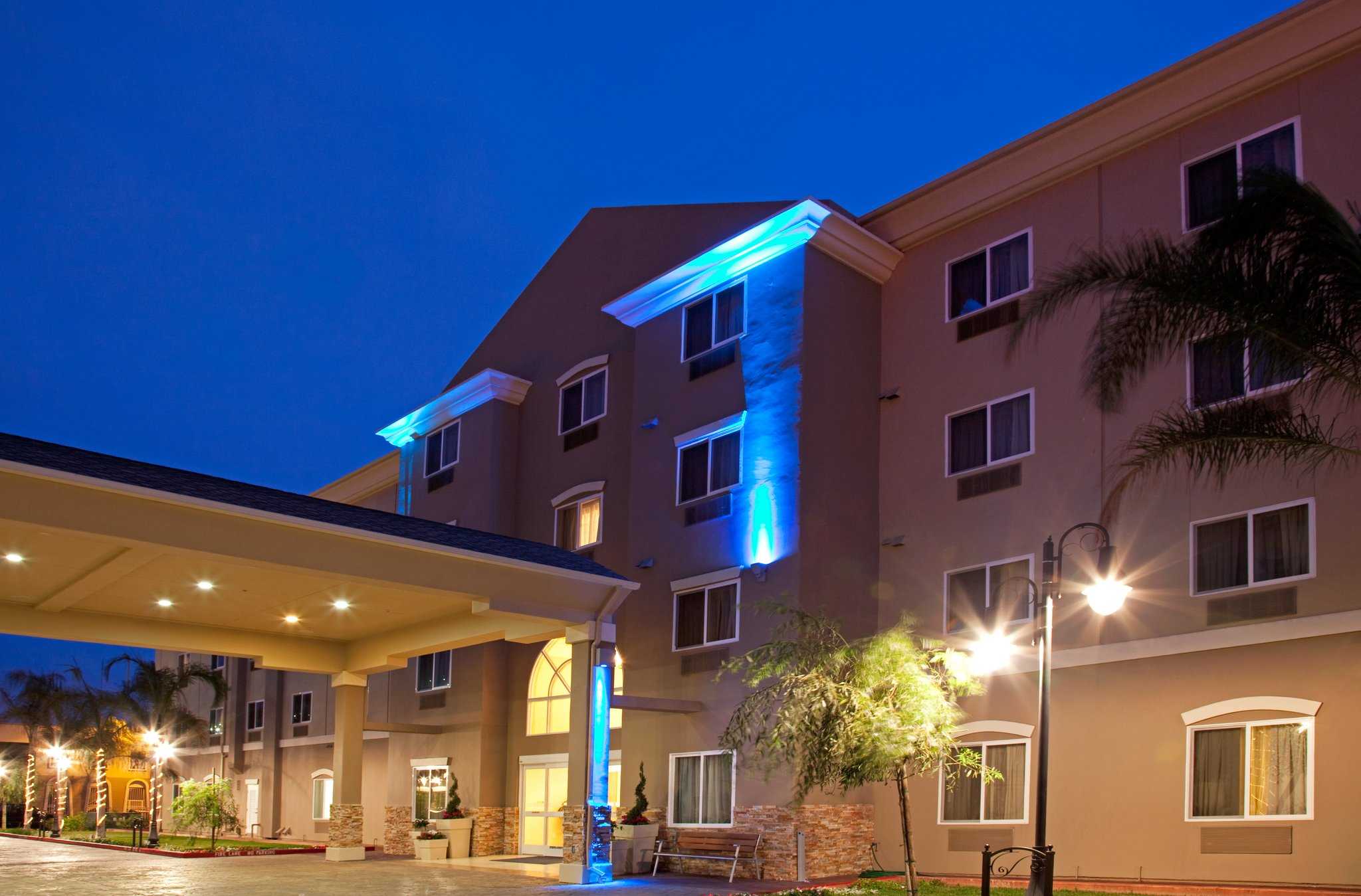 Holiday Inn Express & Suites Los Angeles Airport Hawthorne em Hawthorne, CA