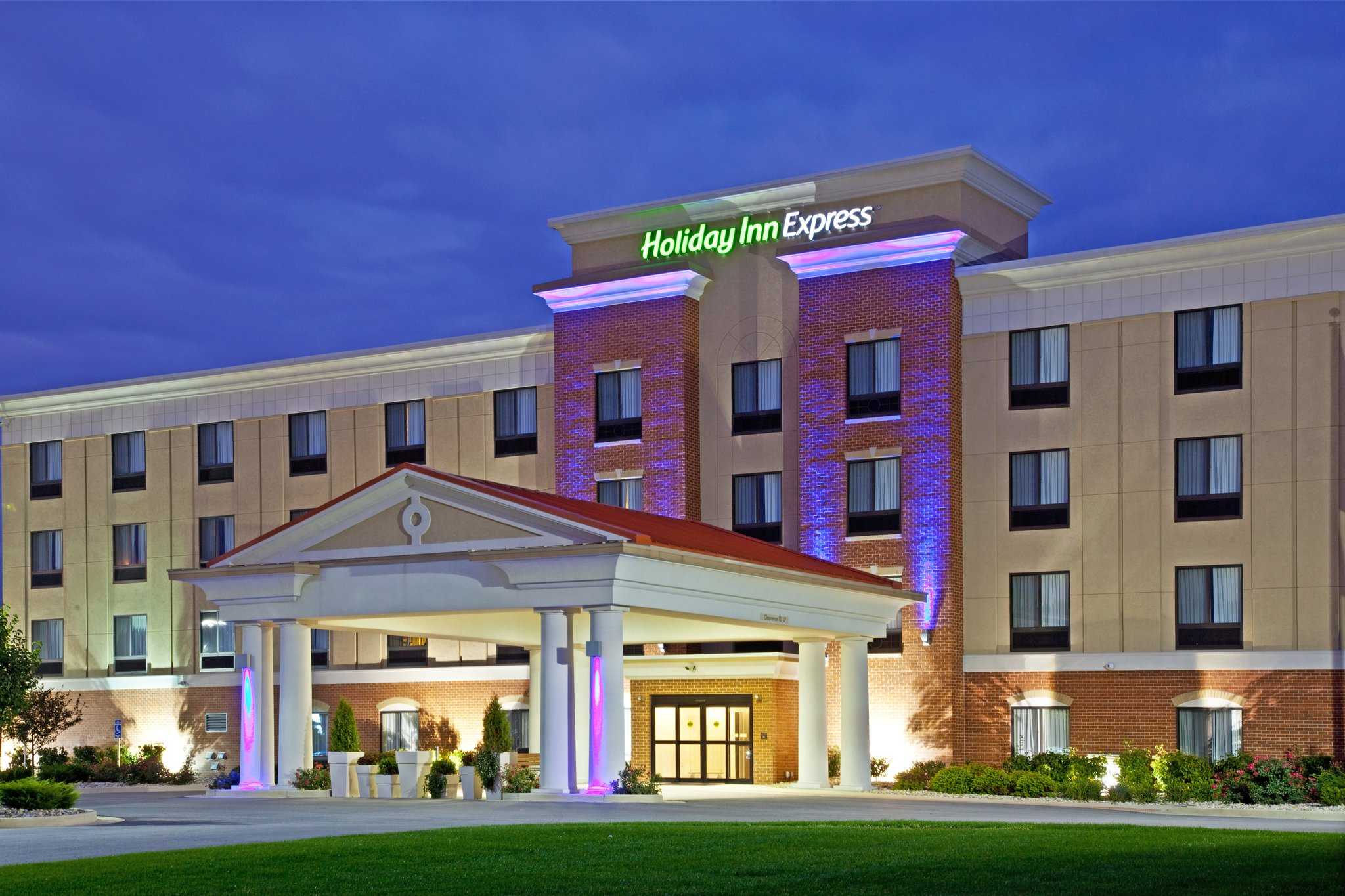 Holiday Inn Express Indianapolis-Southeast in อินเดียนาโพลิส, IN
