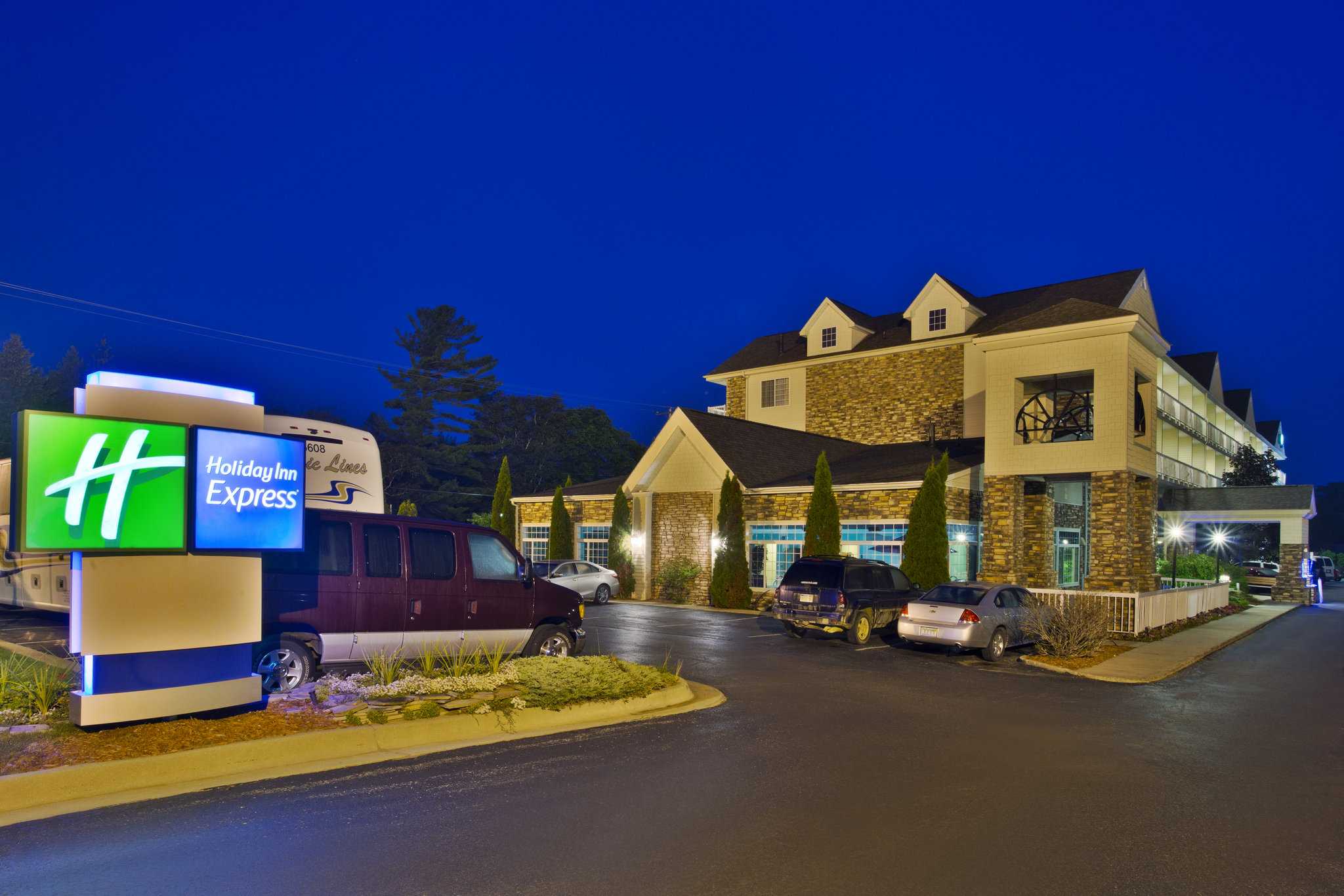 Holiday Inn Express Mackinaw City in แมคคินอว์ ซิตี้, MI
