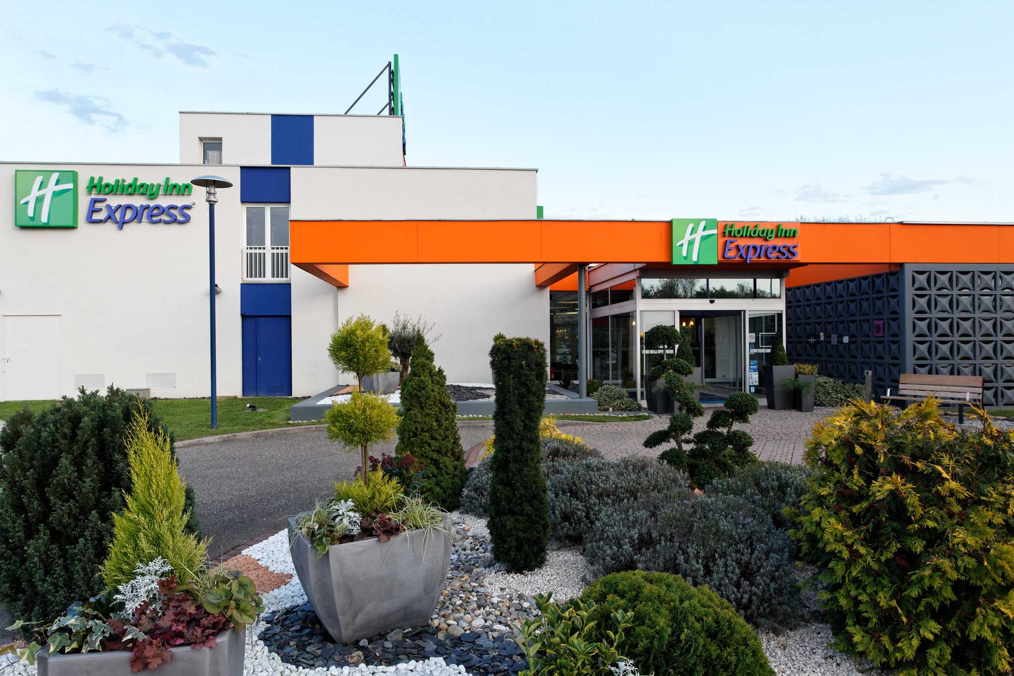 Holiday Inn Express Strasbourg - Sud в Страсбург, FR