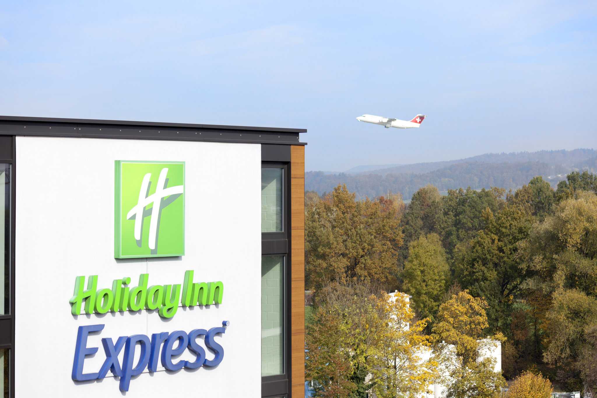 Holiday Inn Express Zurich Airport, Ruemlang, CH