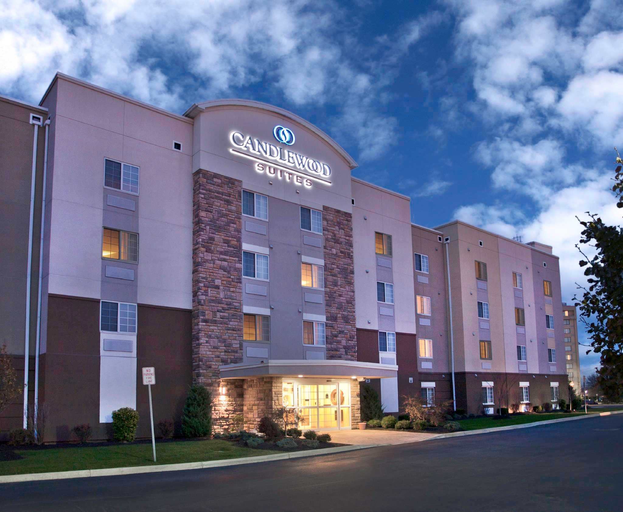 Candlewood Suites Buffalo Amherst в Амхерст, NY