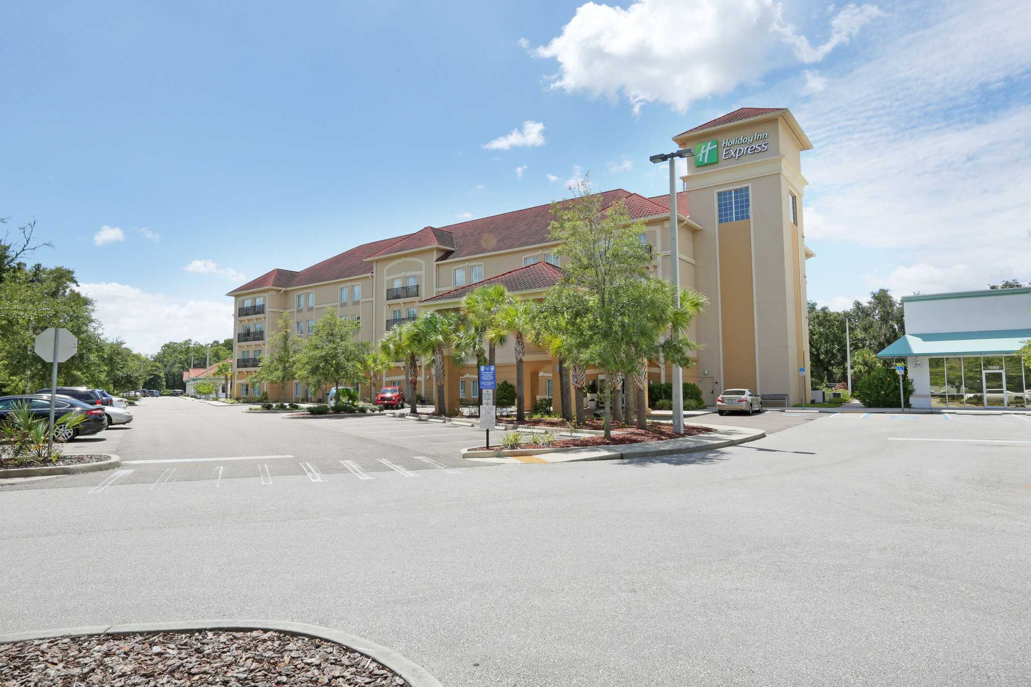 タンパ, FLにおけるHoliday Inn Express Tampa North I-75 - University Area 