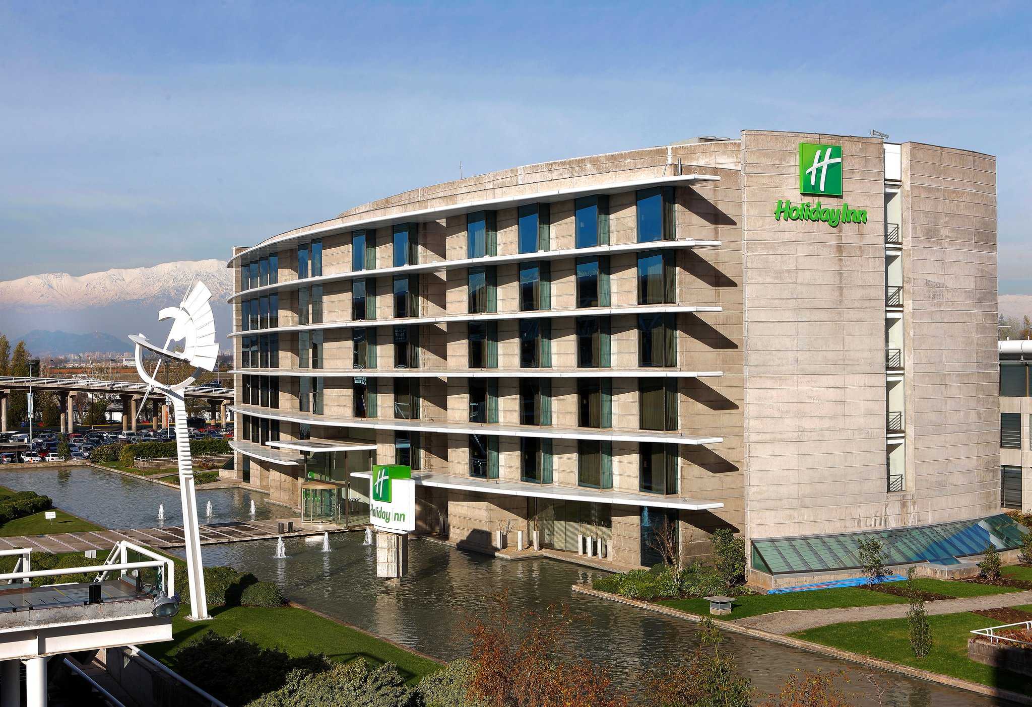 Holiday Inn Santiago - Airport Terminal in ซานติเอโก, CL