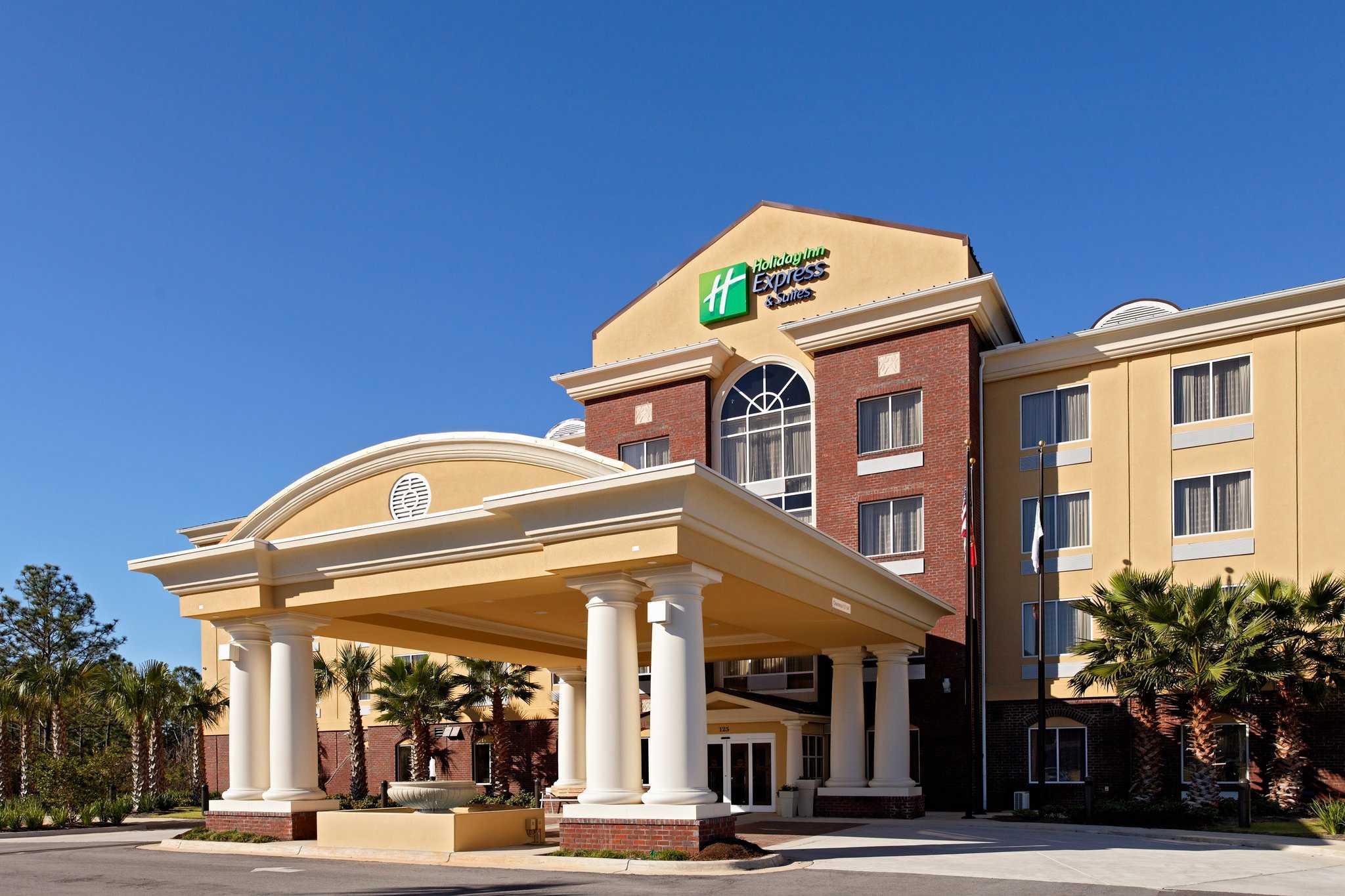 Holiday Inn Express Hotel & Suites Crestview в Вид на гребни, FL